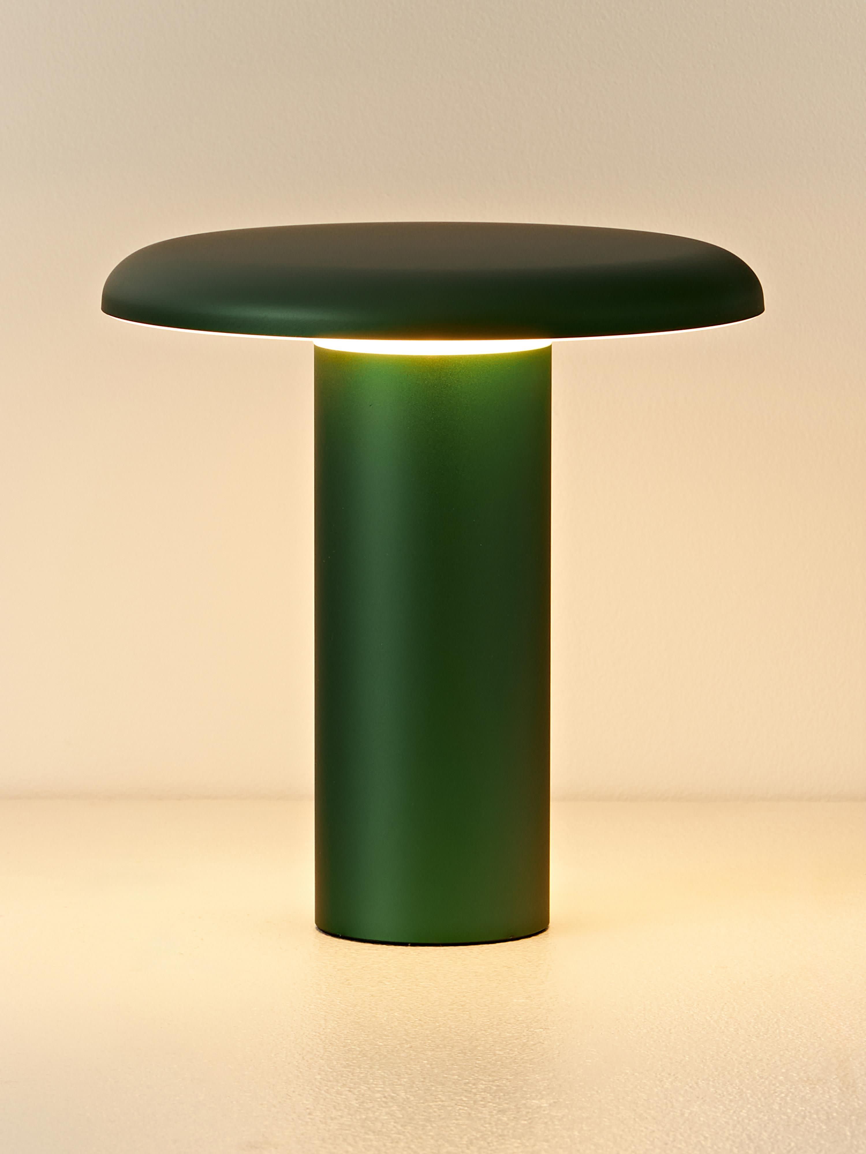 Petite lampe à poser LED mobile Jagger, intensité ajustable - Vert foncé
