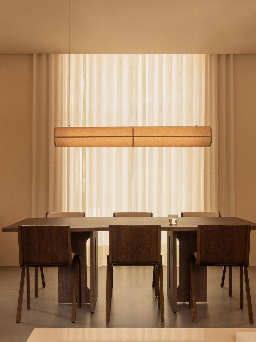 Grande suspension LED en lin Varg, intensité ajustable - Beige clair