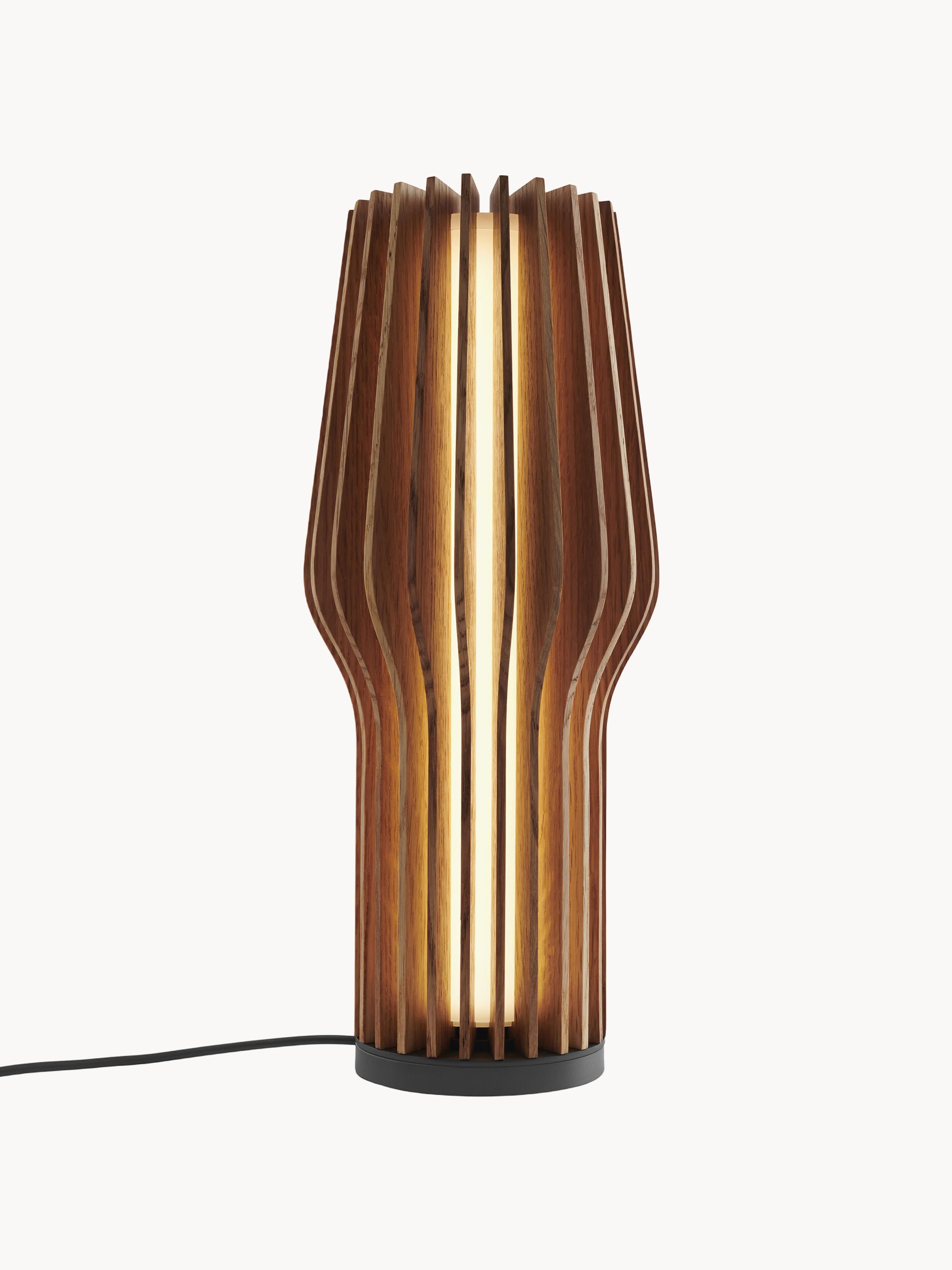 Petite lampe à poser LED mobile Keith, intensité ajustable - Bois de chêne