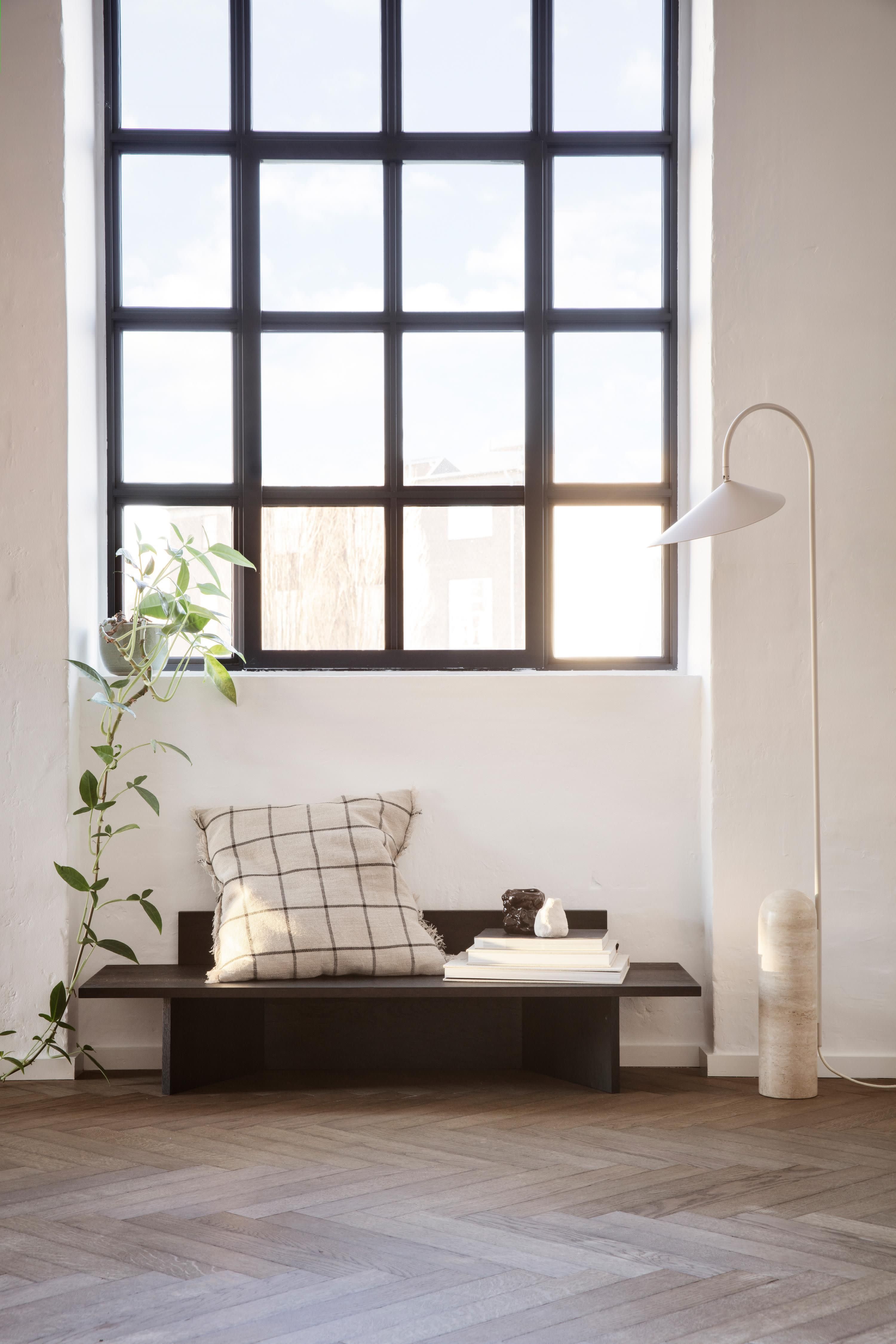 Lampadaire avec pied en travertin Ewan, orientable - Blanc cassé, Travertin beige clair