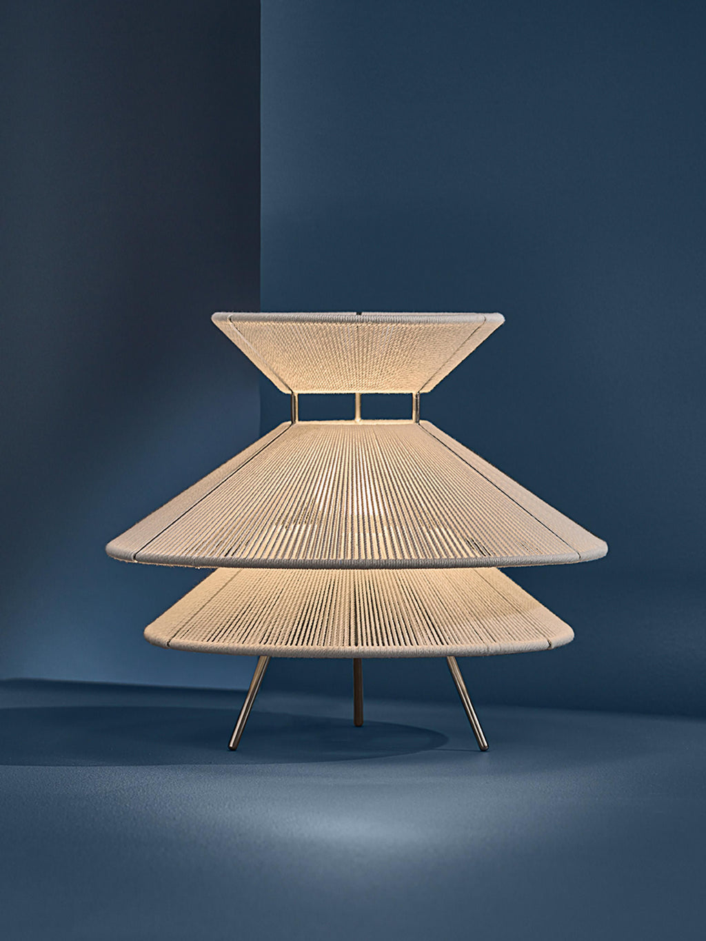 Lampe à poser en lin Jarred, intensité ajustable - Blanc
