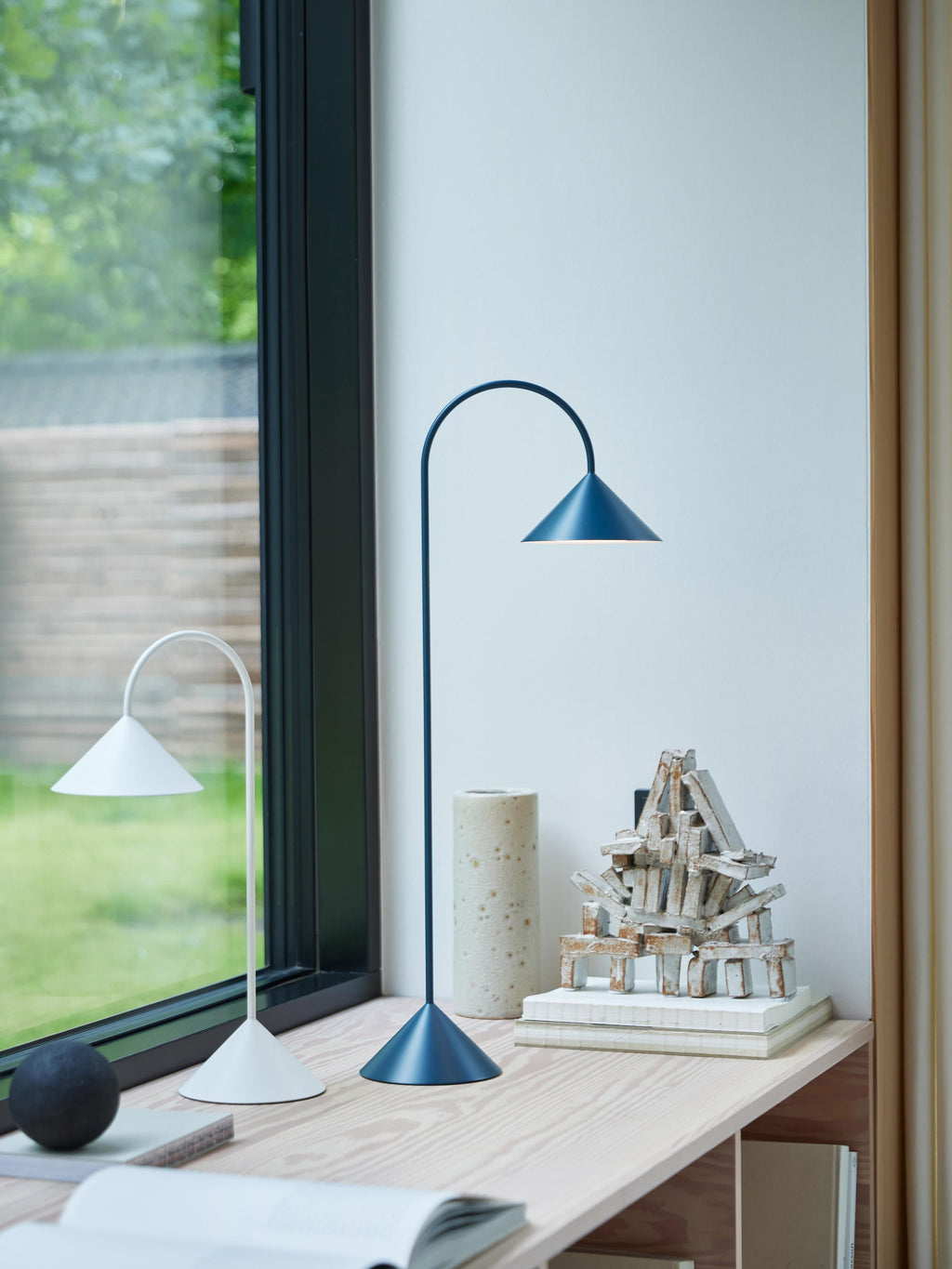 Lampe à poser d'extérieur LED mobile Pentti, intensité ajustable - Gris-bleu, mat