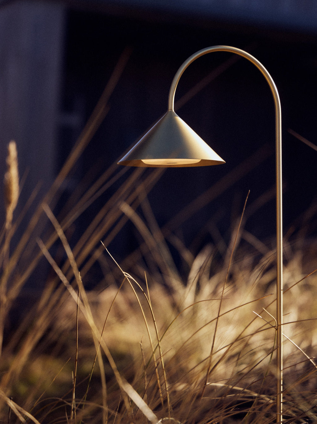 Lampe à piquer LED à intensité variable Pentti - Doré