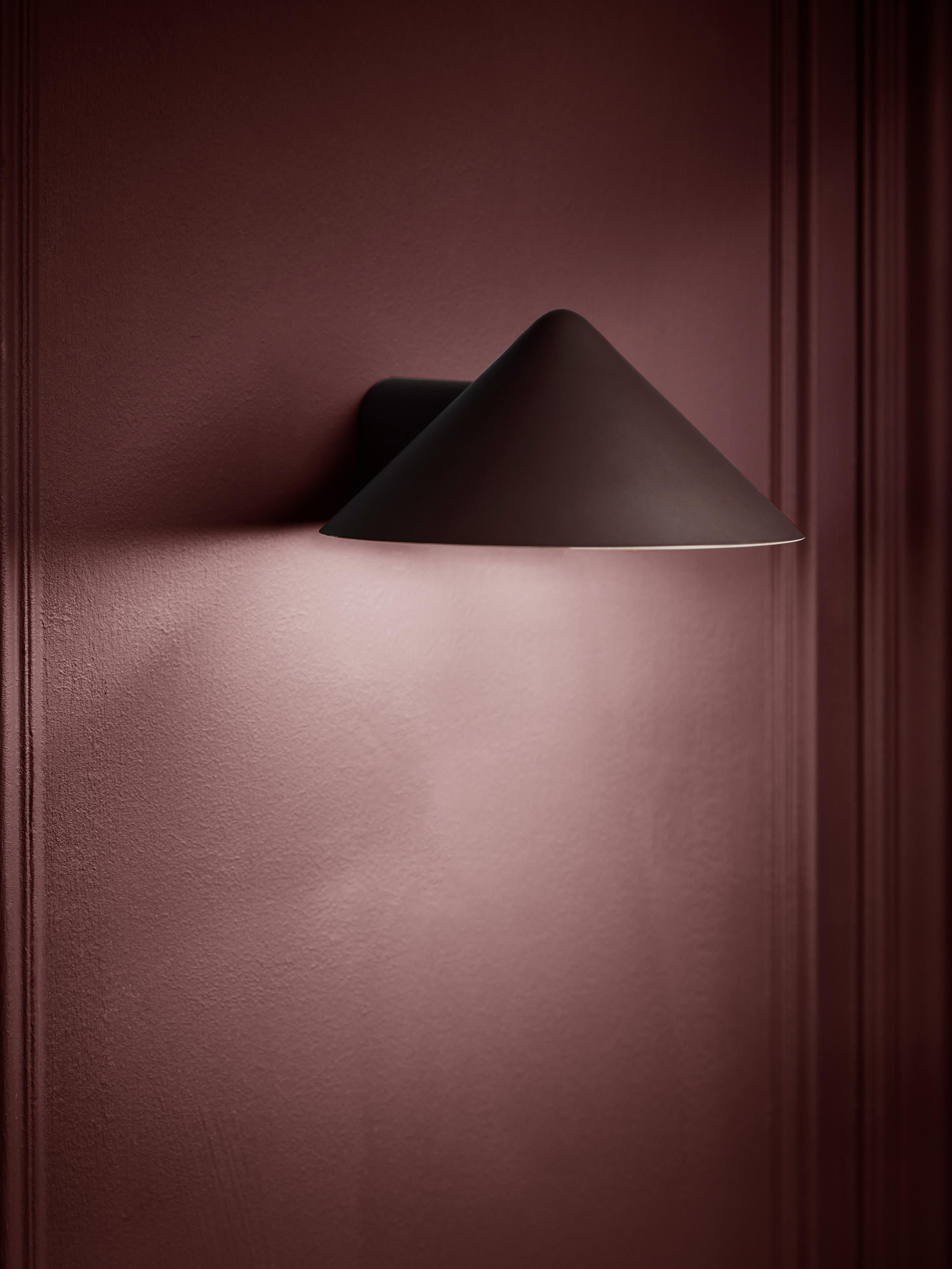 Applique murale LED Pentti, intensité ajustable - Brun foncé, mat