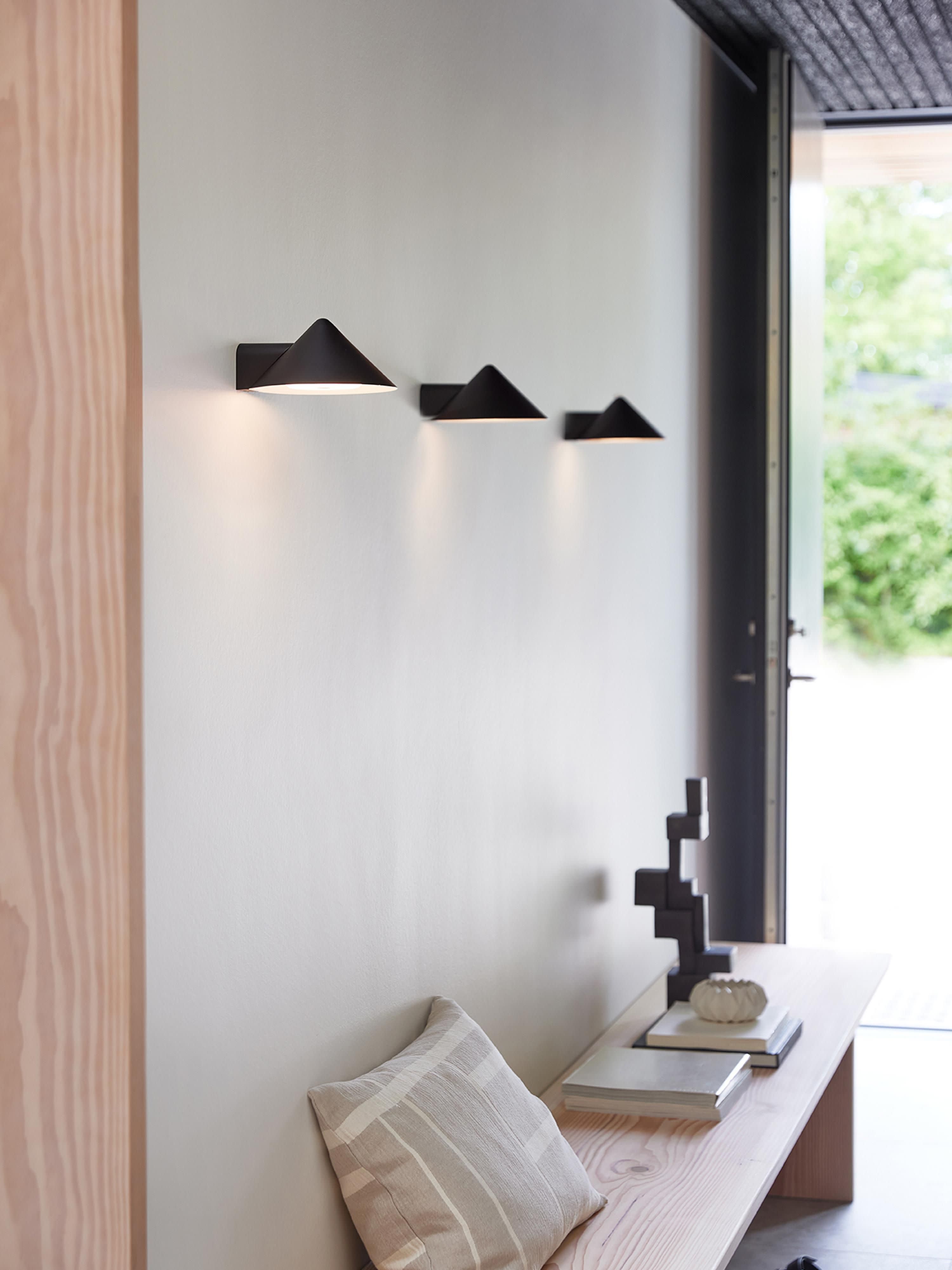 Applique murale LED Pentti, intensité ajustable - Noir, mat