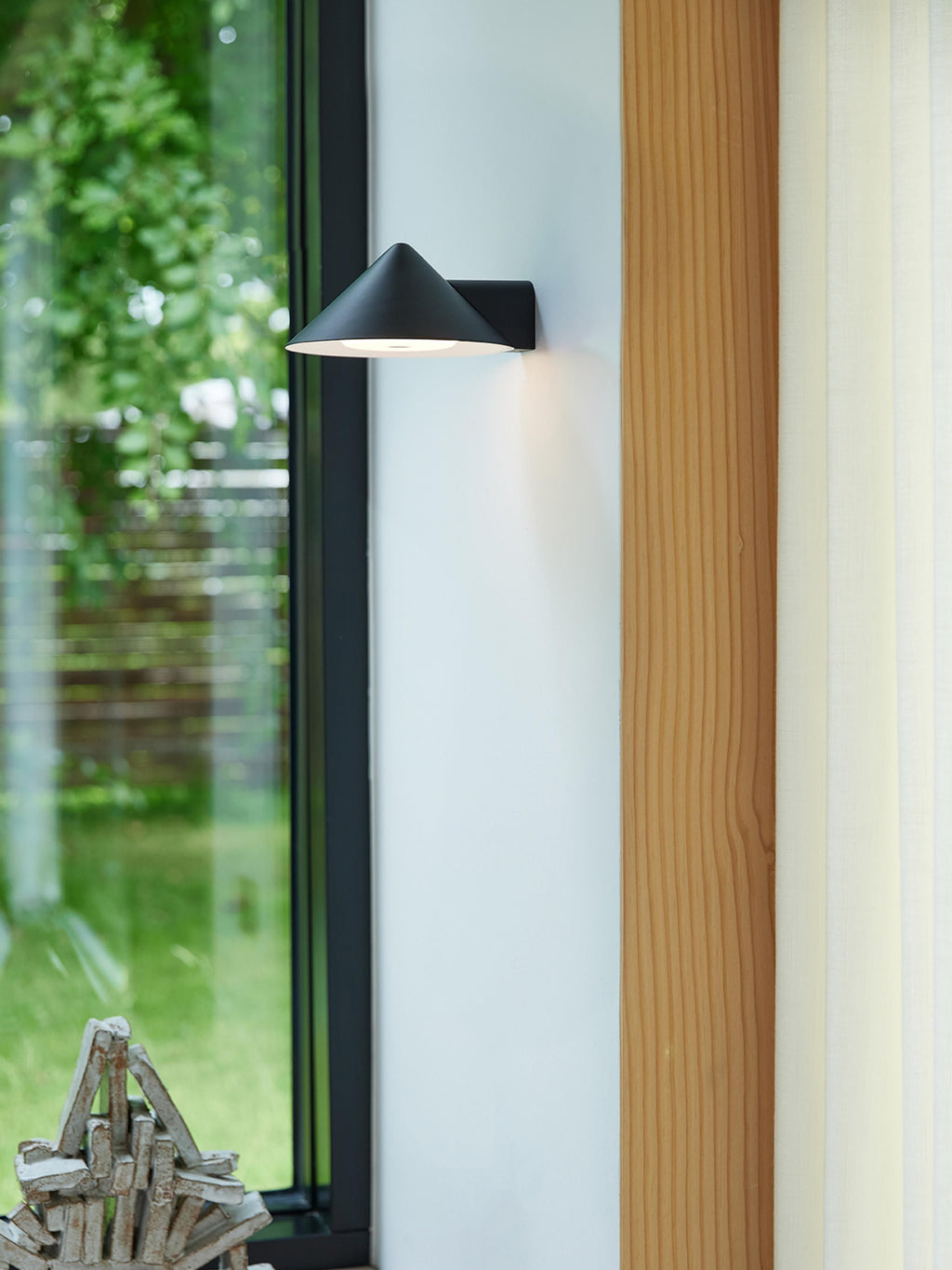 Applique murale LED Pentti, intensité ajustable - Noir, mat