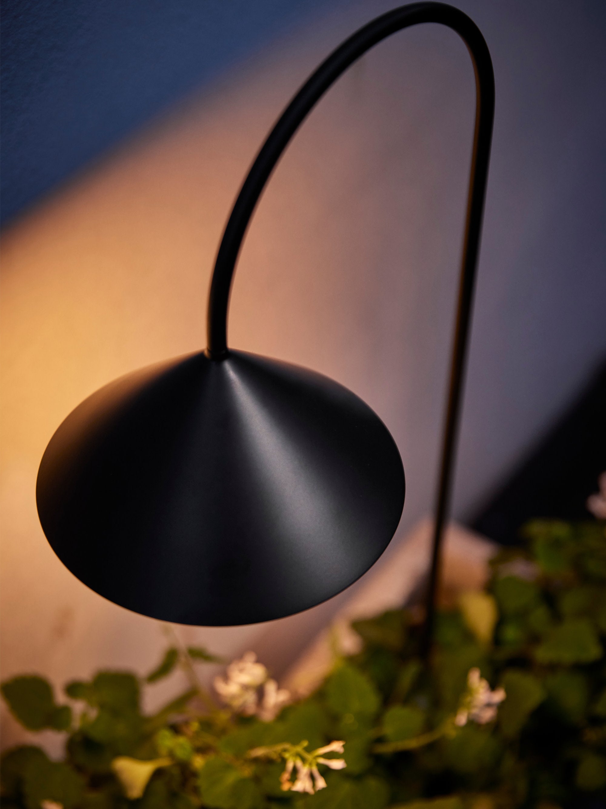 Lampe à piquer LED à intensité variable Pentti - Noir