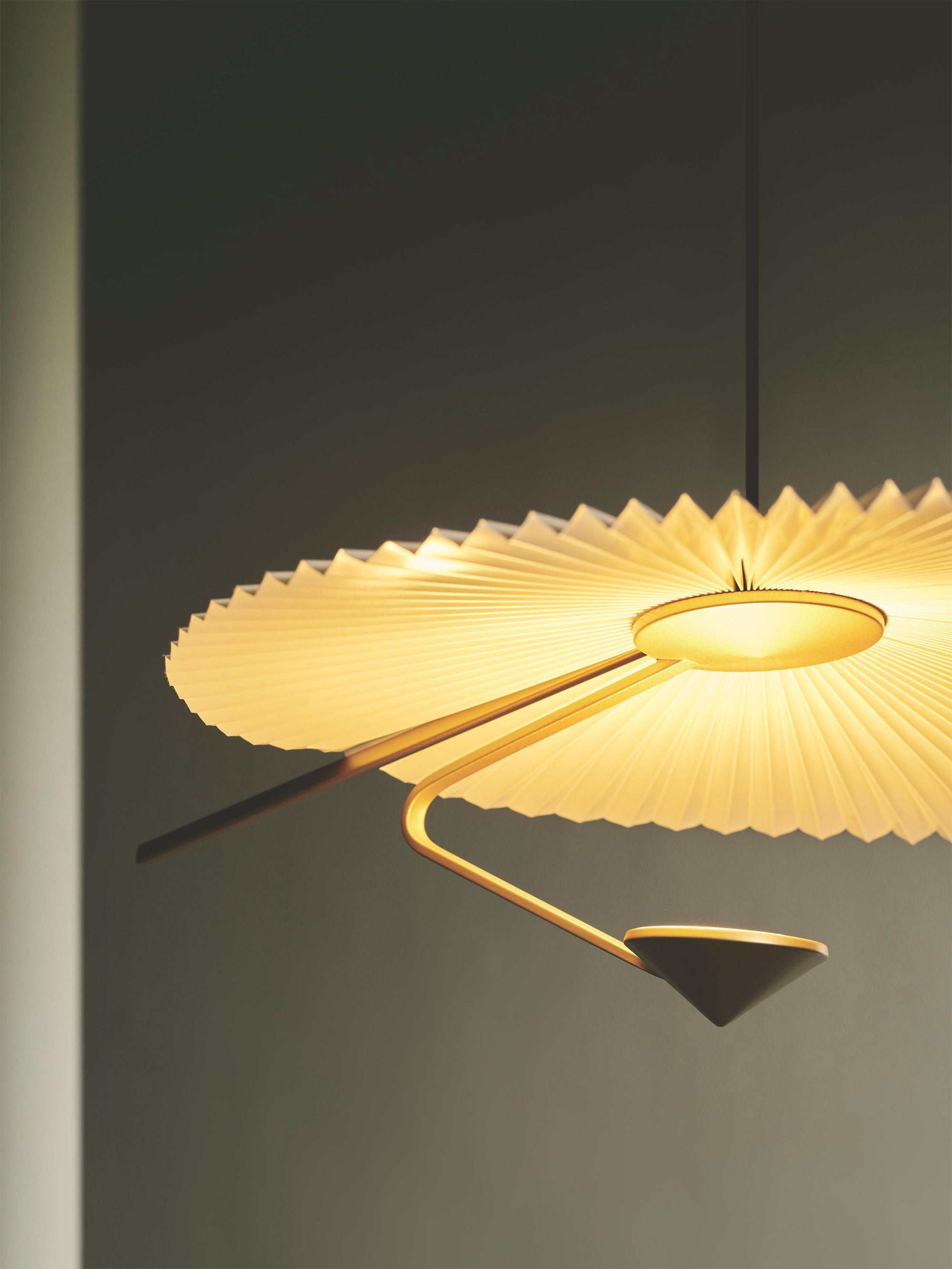 Grande suspension LED Tobin, intensité ajustable - Blanc, doré