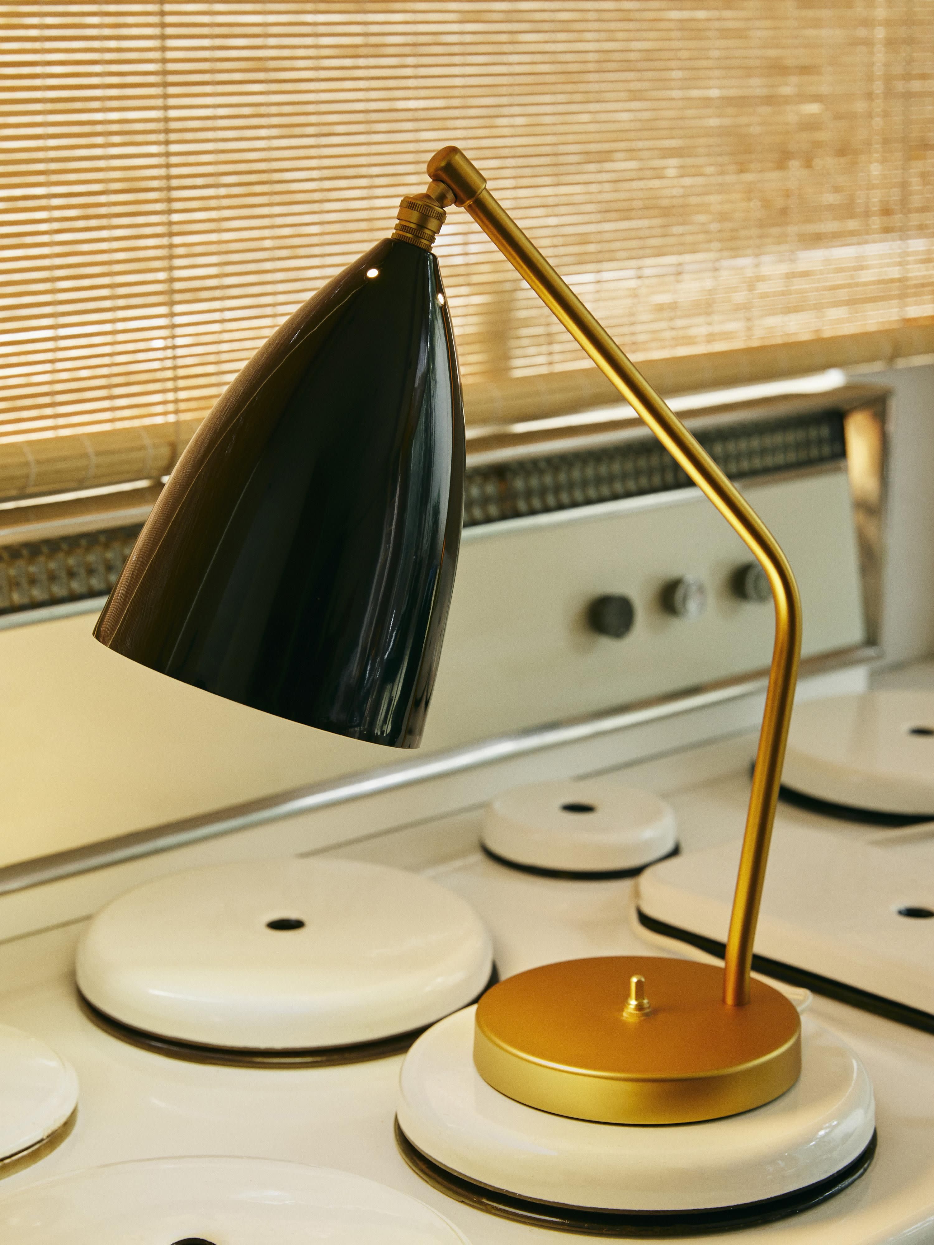 Lampe à poser Eeli - Noir mat, laiton