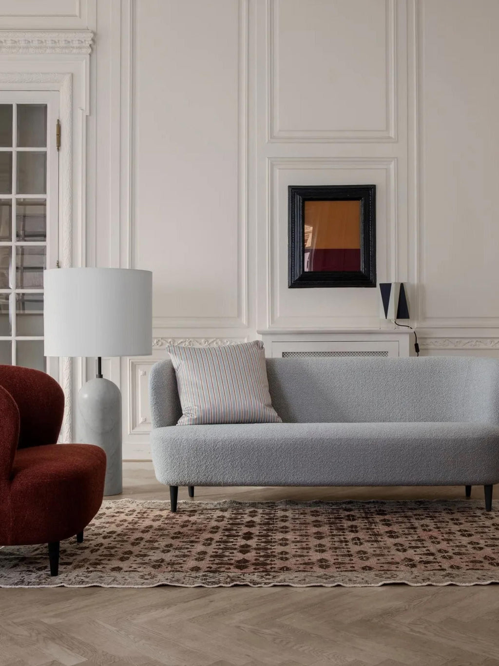 Lampadaire avec pied en marbre Mori, intensité ajustable - Beige clair, blanc marbré