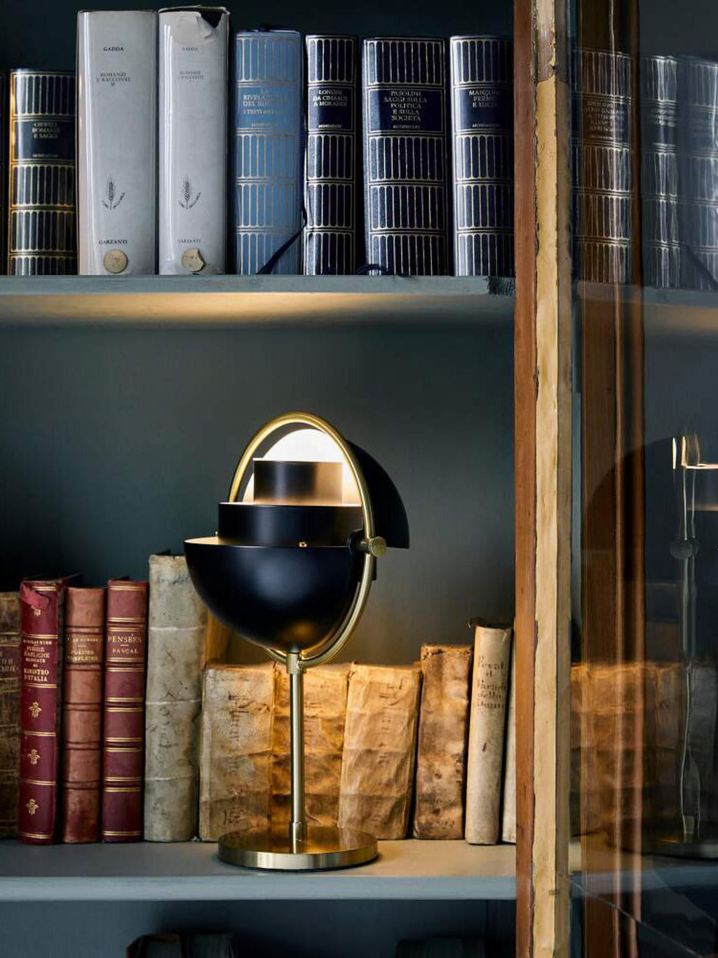 Lampe à poser mobile Egil, intensité ajustable - Noir mat, doré mat