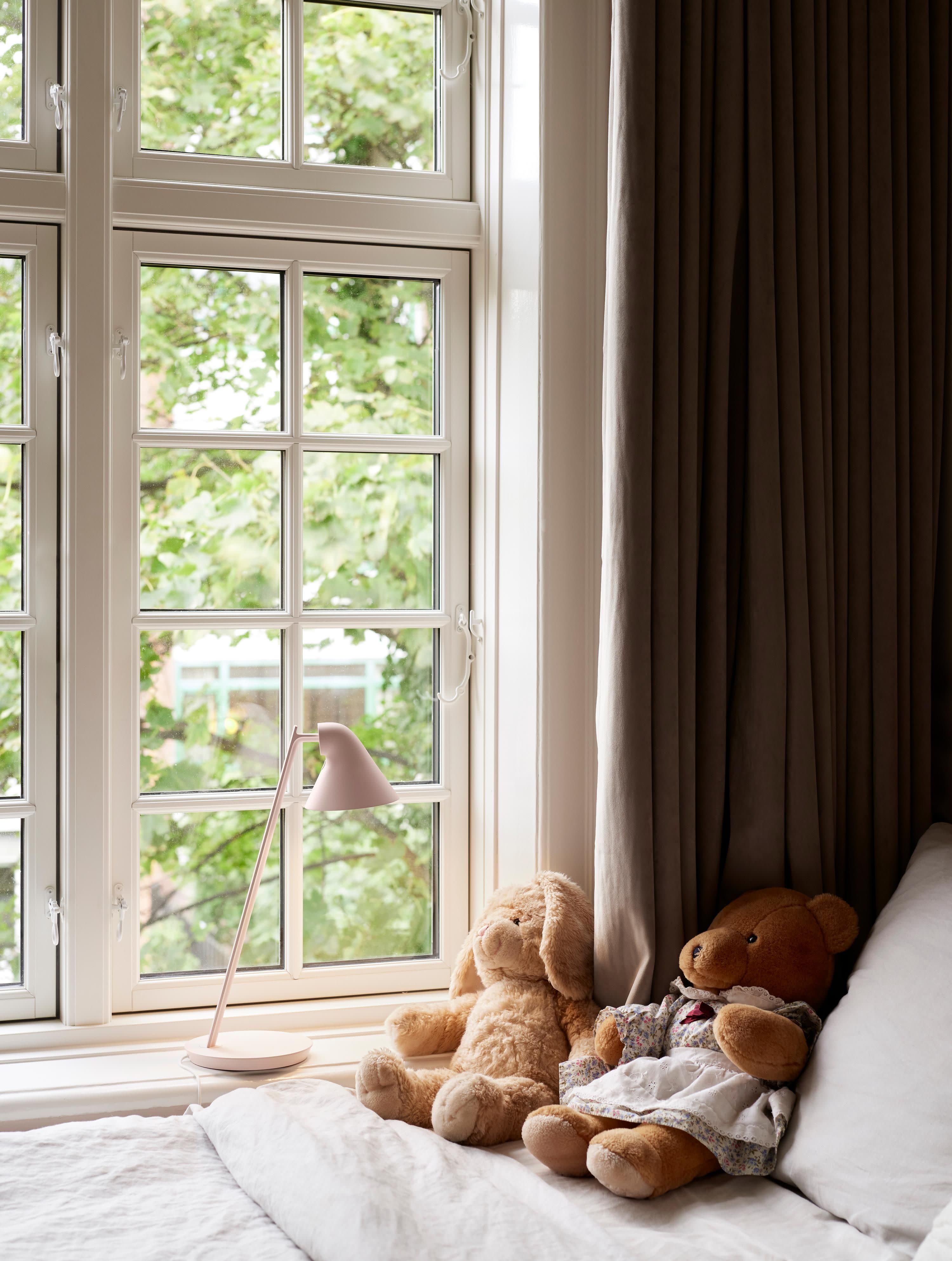 Lampe à poser LED Nidaros, intensité ajustable - Rose pâle