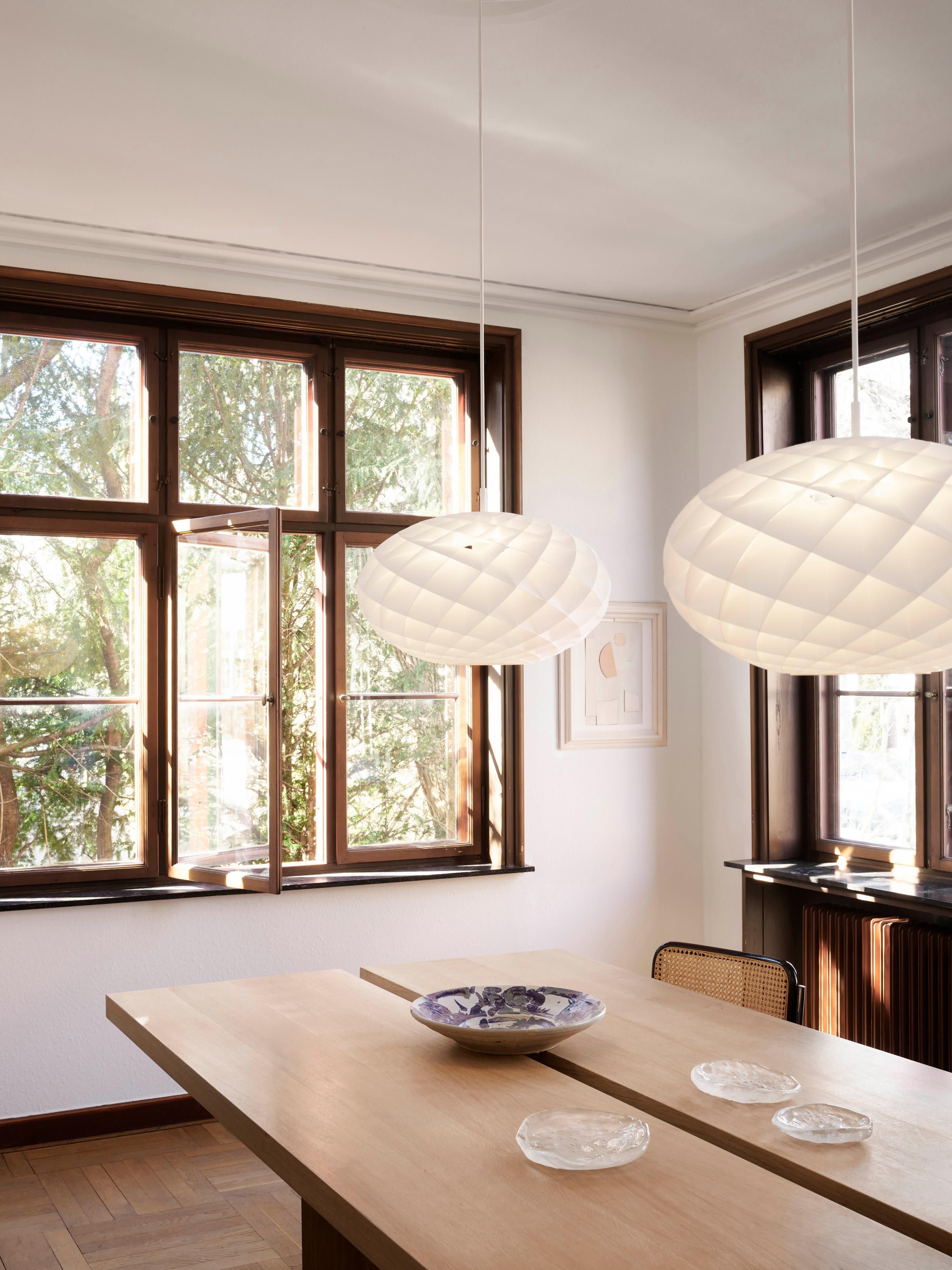 Suspension ovale LED Sigleif - Avec ampoule, 2 700 K