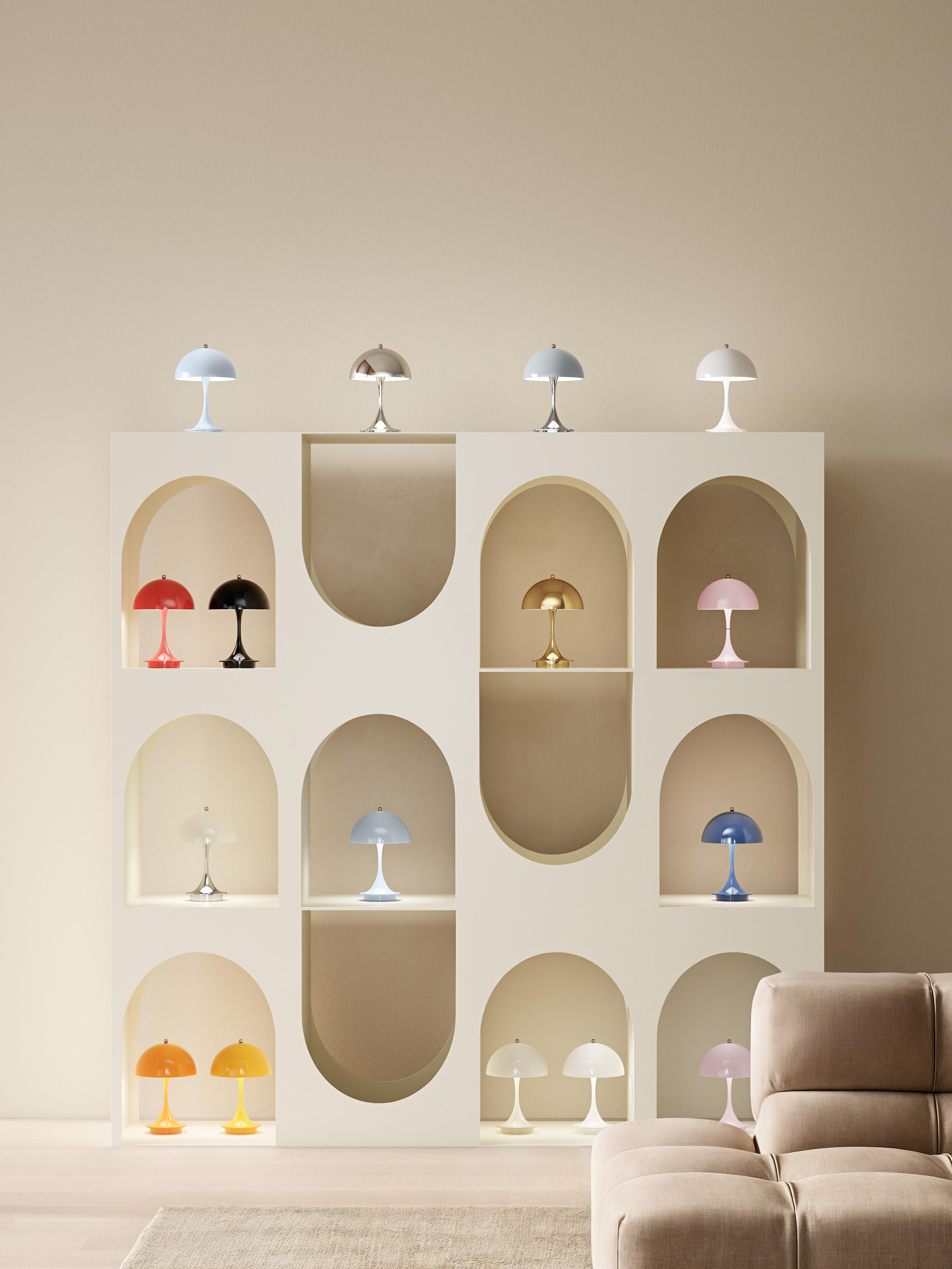 Lampe à poser LED portable à intensité variable Reiulf, design Verner Panton - Bleu ciel