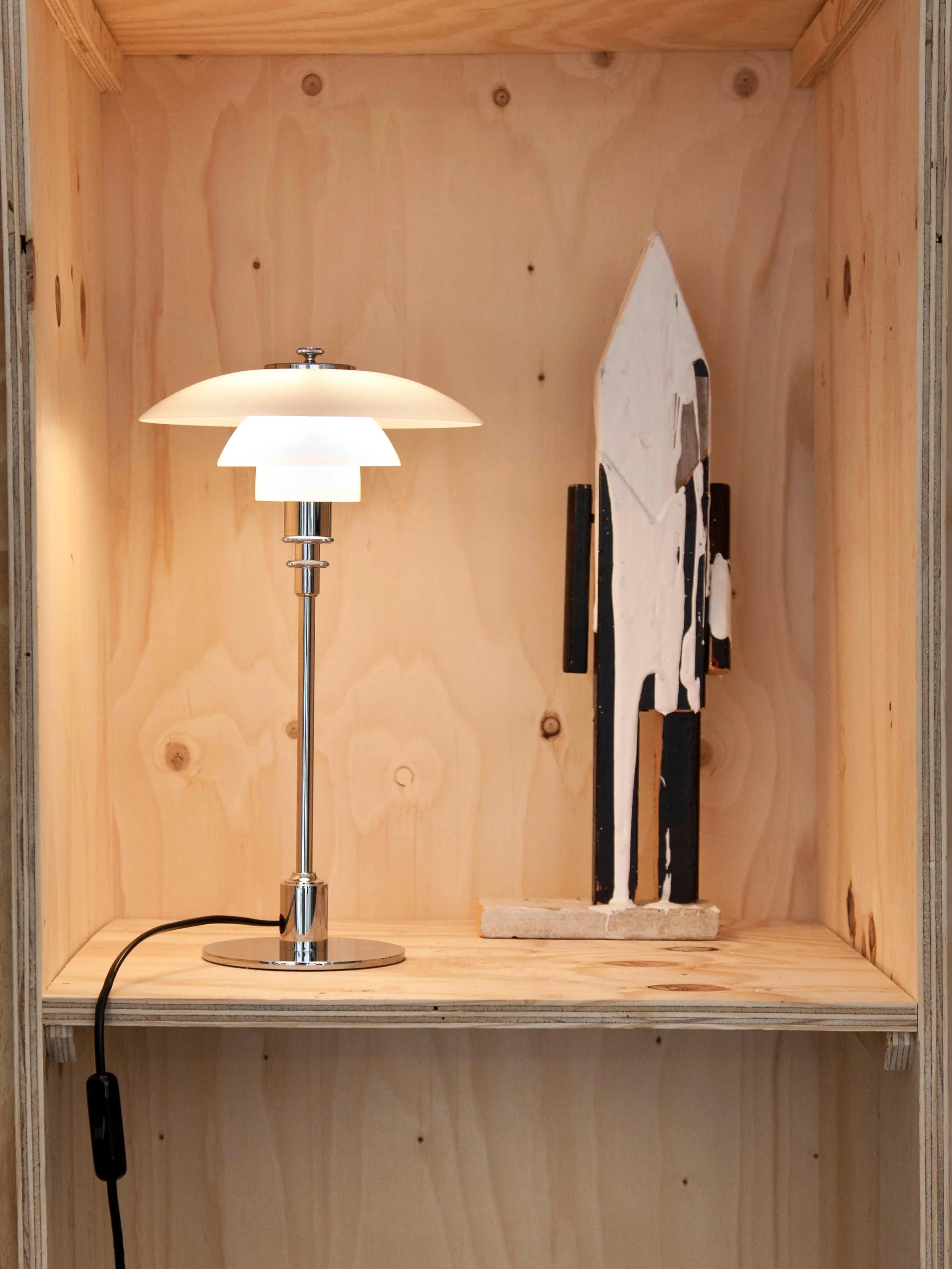 Lampe de Table LED Design Danoise en Verre et Métal