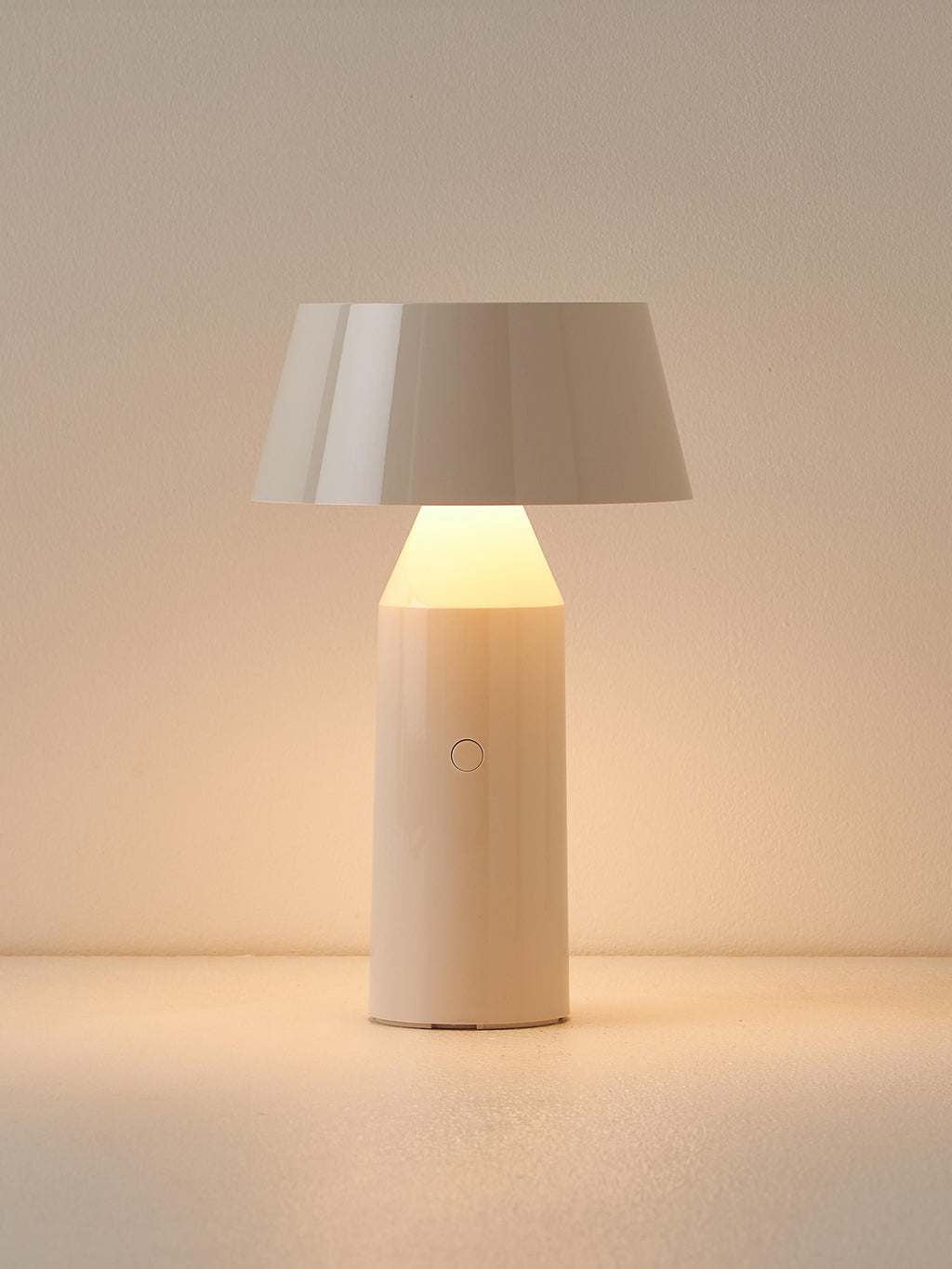Lampe à poser LED mobile orientable Jokul, intensité ajustable - Blanc cassé haute brillance, blanc