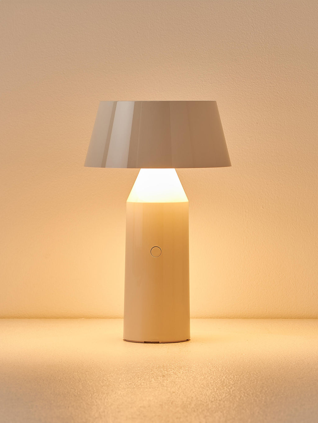 Lampe à poser LED mobile orientable Jokul, intensité ajustable - Blanc cassé haute brillance, blanc