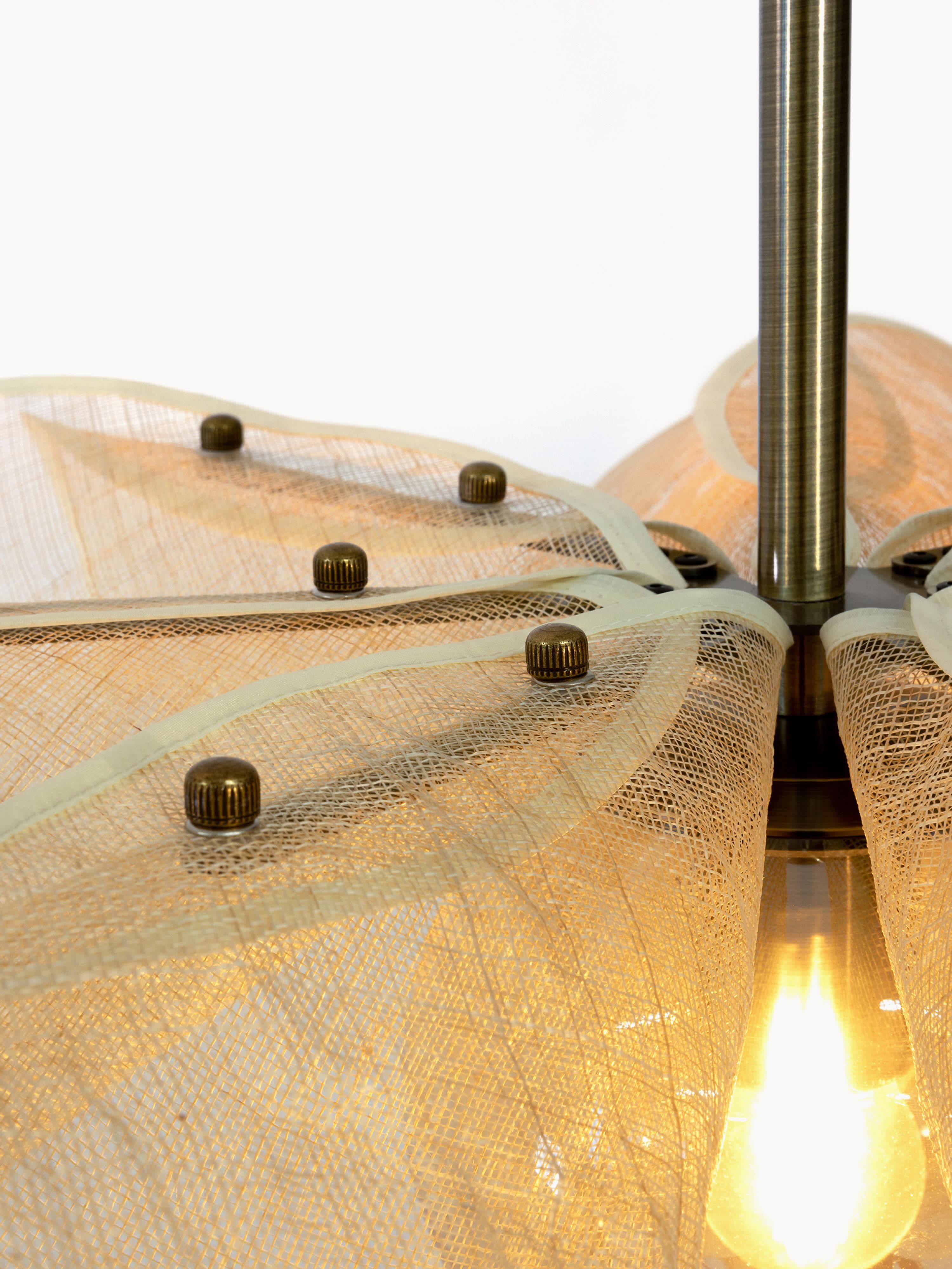Grande suspension en fibres de bananier Sty - Beige clair, doré