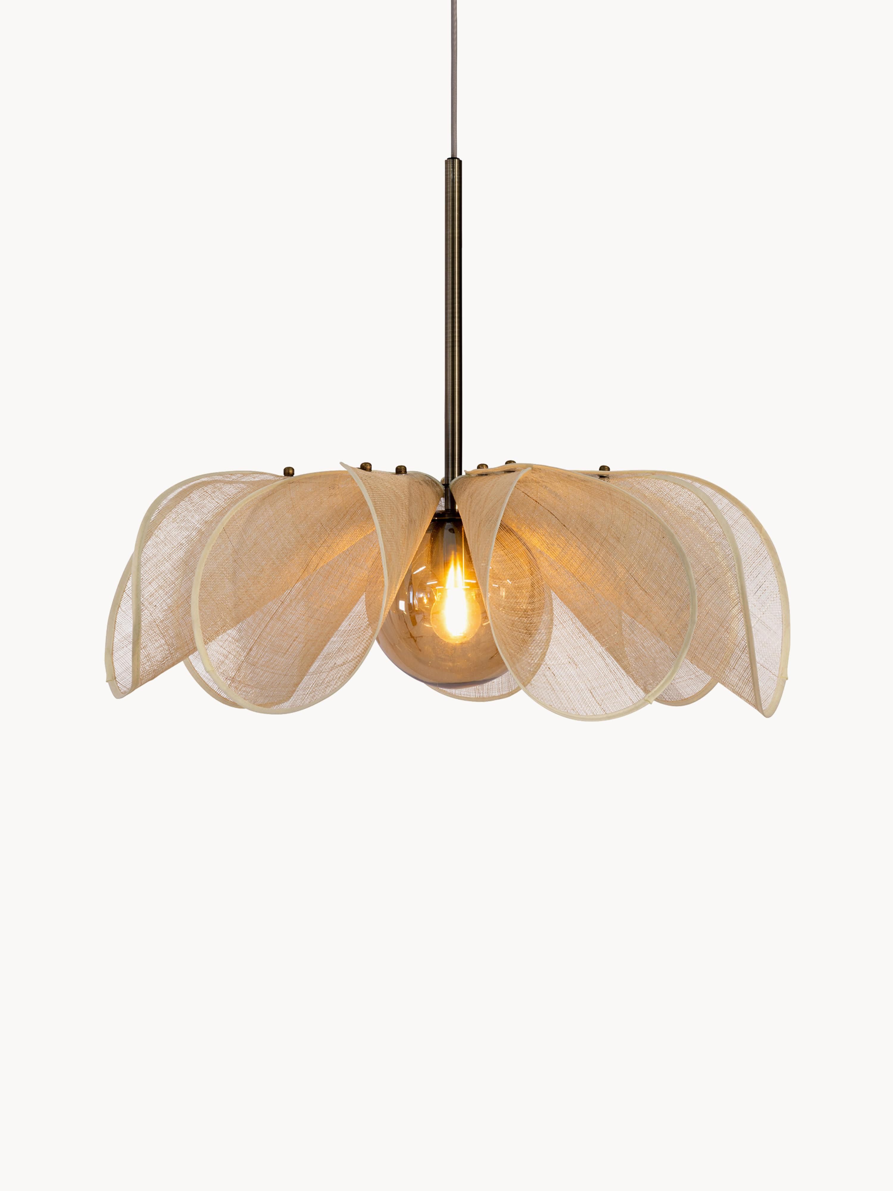 Grande suspension en fibres de bananier Sty - Beige clair, doré