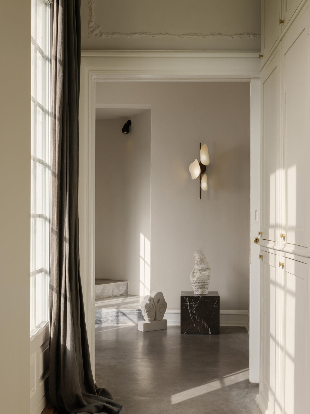 Applique murale LED Warwick, intensité variable - Blanc, brun foncé