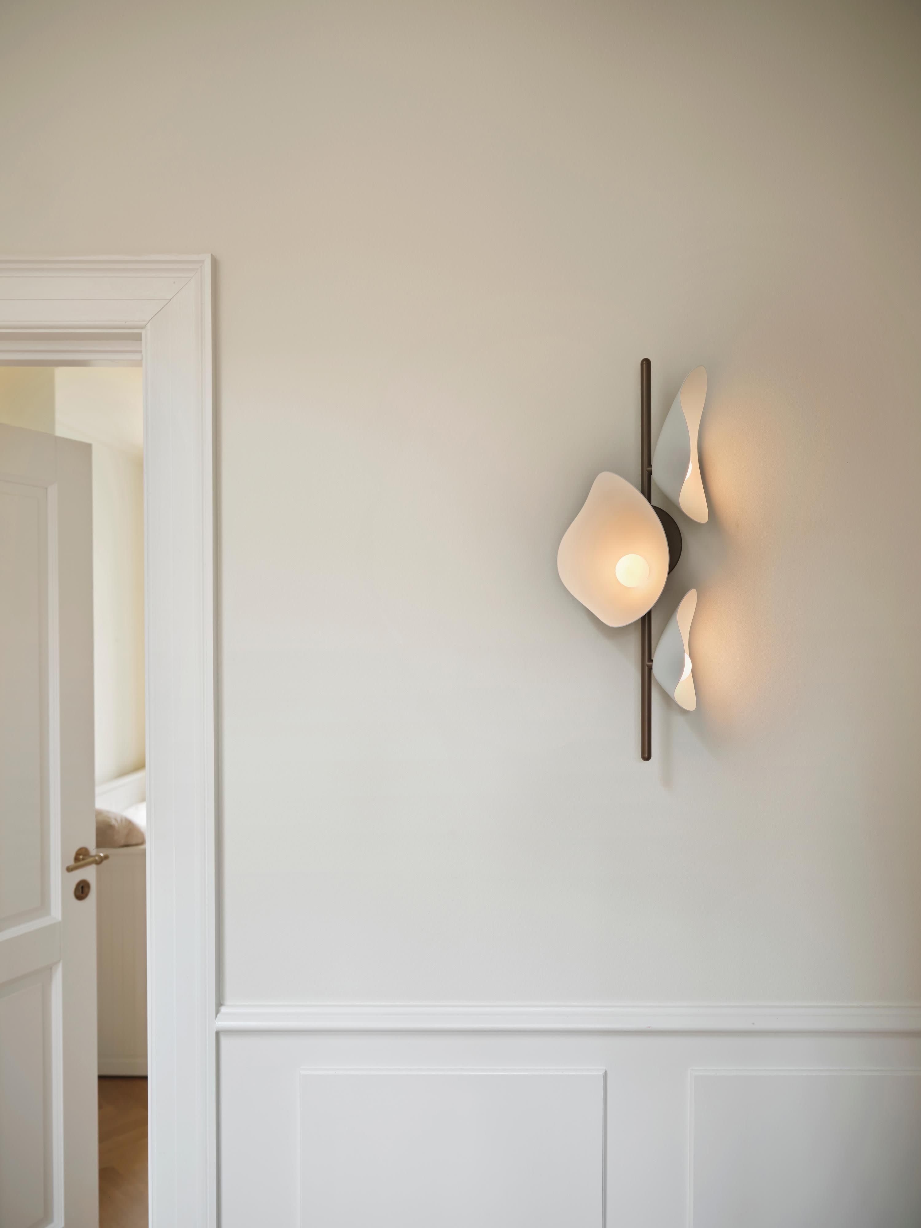 Applique murale LED Warwick, intensité variable - Blanc, brun foncé