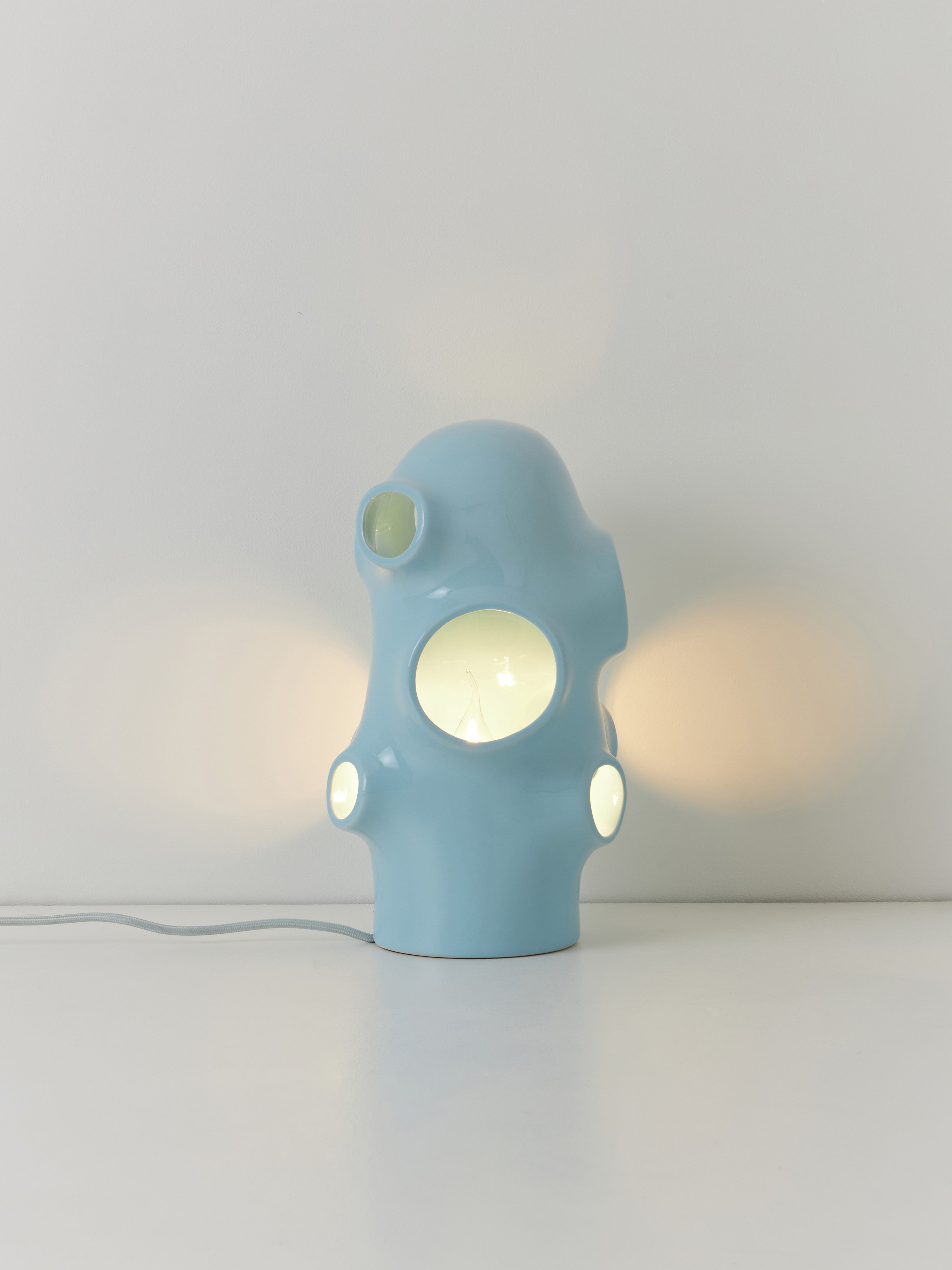 Petite lampe à poser artisanale Sigurd - Bleu ciel