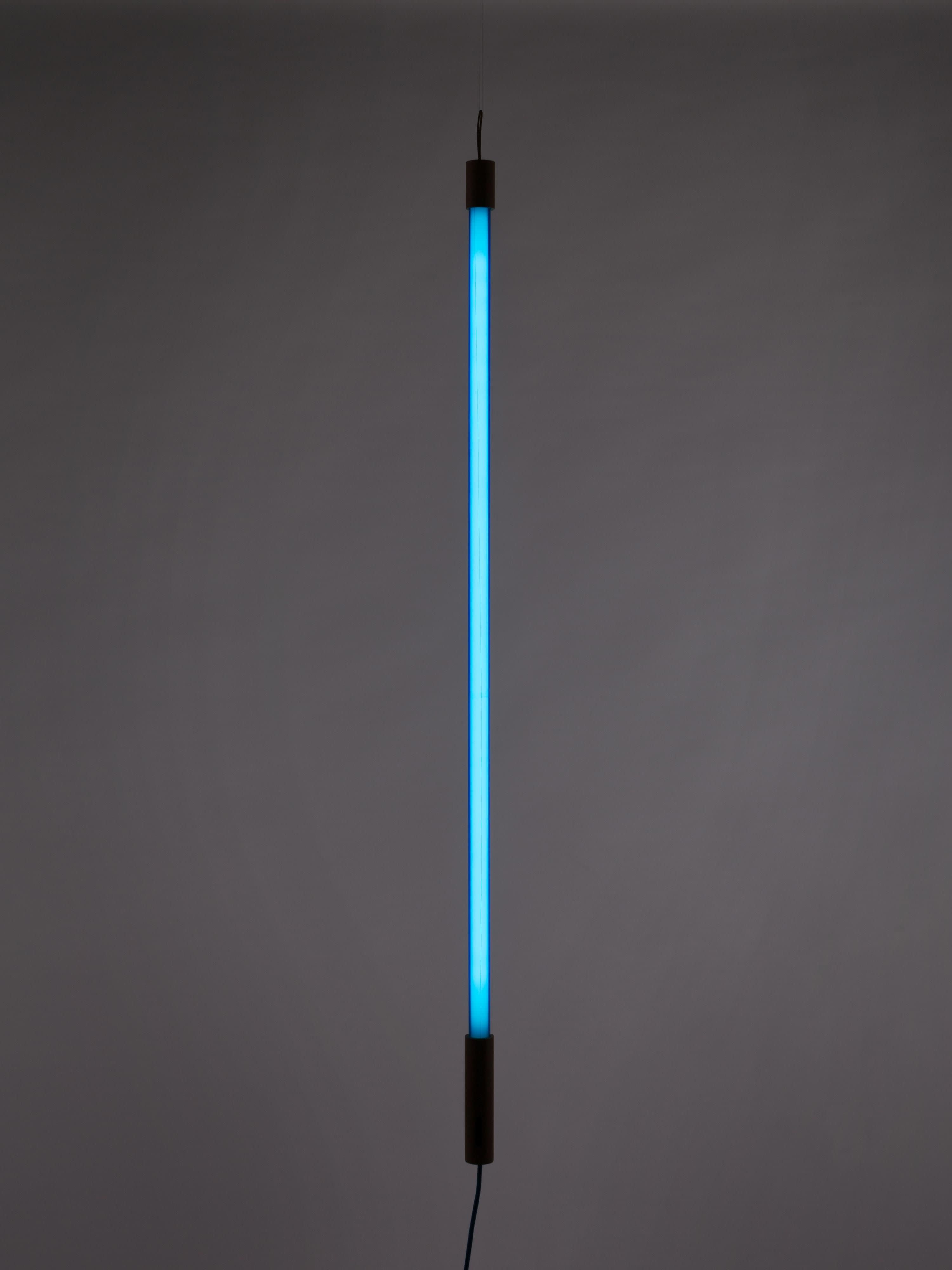 Applique murale LED avec prise secteur Agard - Bleu