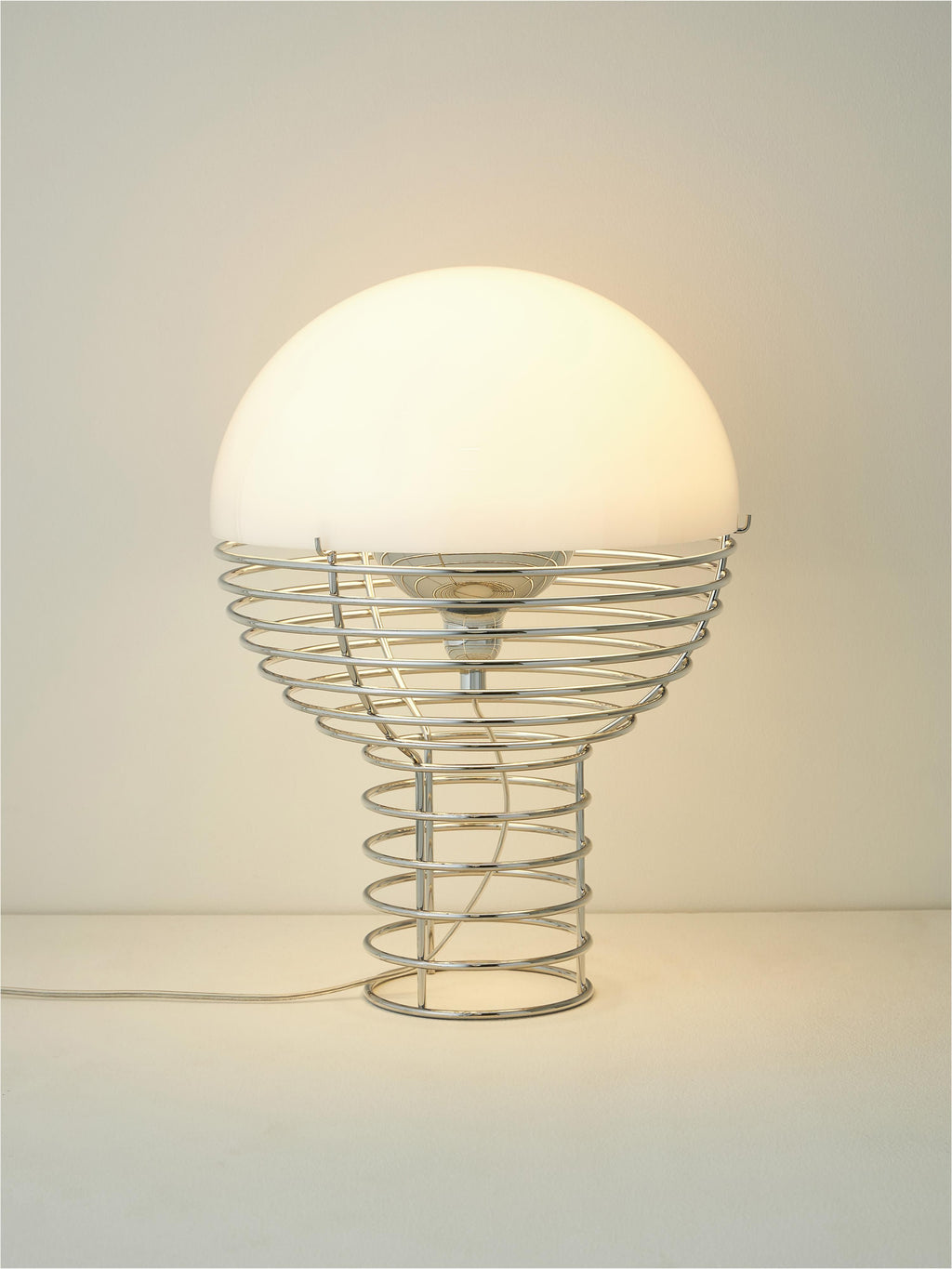 Lampe à poser Volmer, design Verner Panton - Argenté, blanc