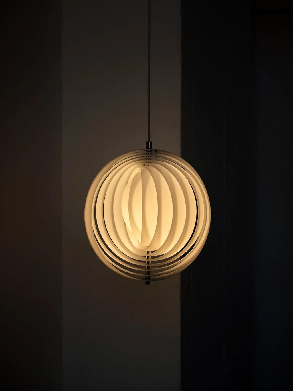 Suspension design Aghi, design Verner Panton - Blanc