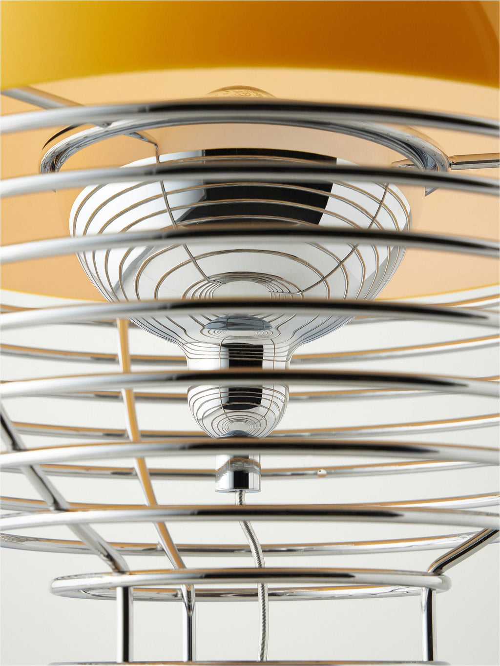 Lampe à poser Volmer, design Verner Panton - Argenté, jaune soleil