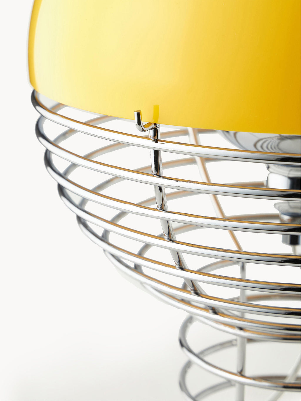 Lampe à poser Volmer, design Verner Panton - Argenté, jaune soleil
