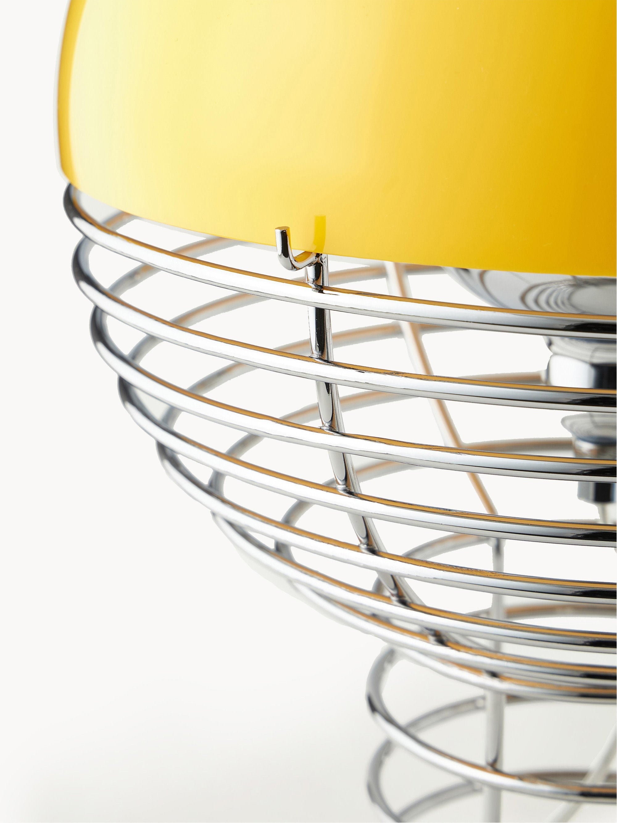 Lampe à poser Volmer, design Verner Panton - Argenté, jaune soleil