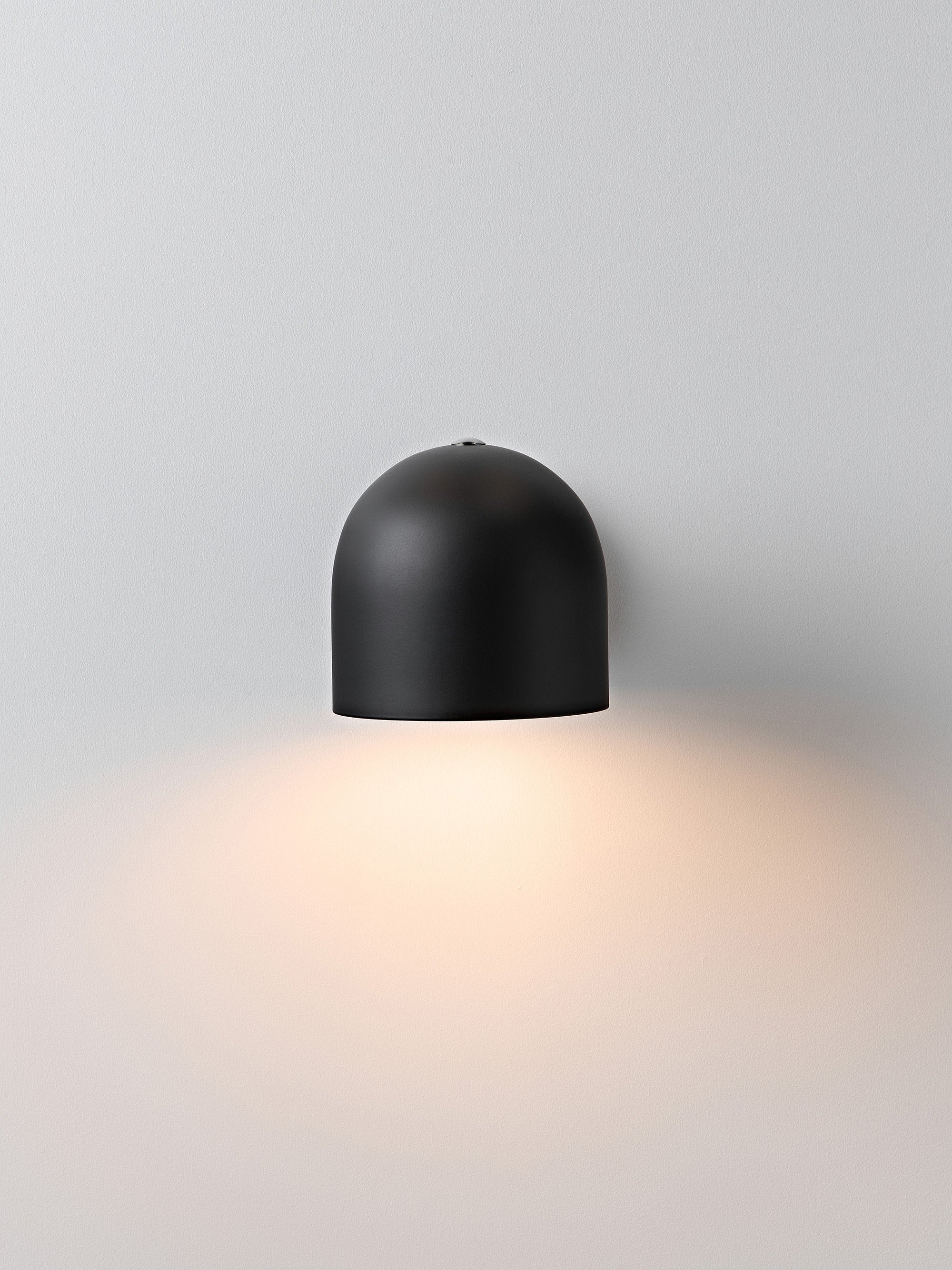 Applique murale orientable en métal Flyte - Noir