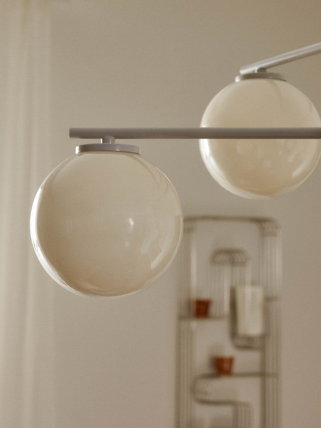Plafonnier en verre opalescent Niilo - Blanc cassé, beige clair