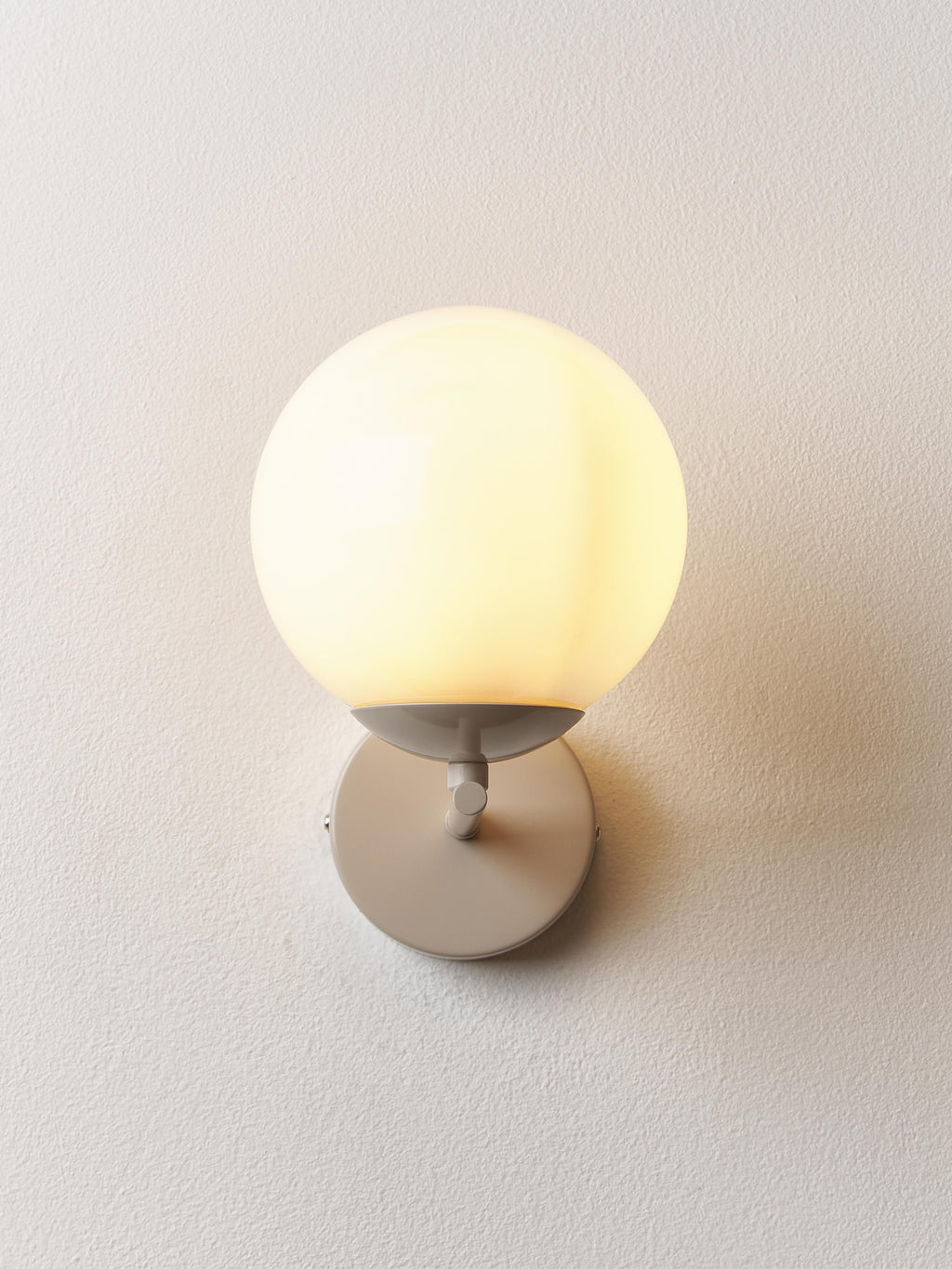 Applique murale en verre opalescent Niilo - Blanc cassé, beige clair