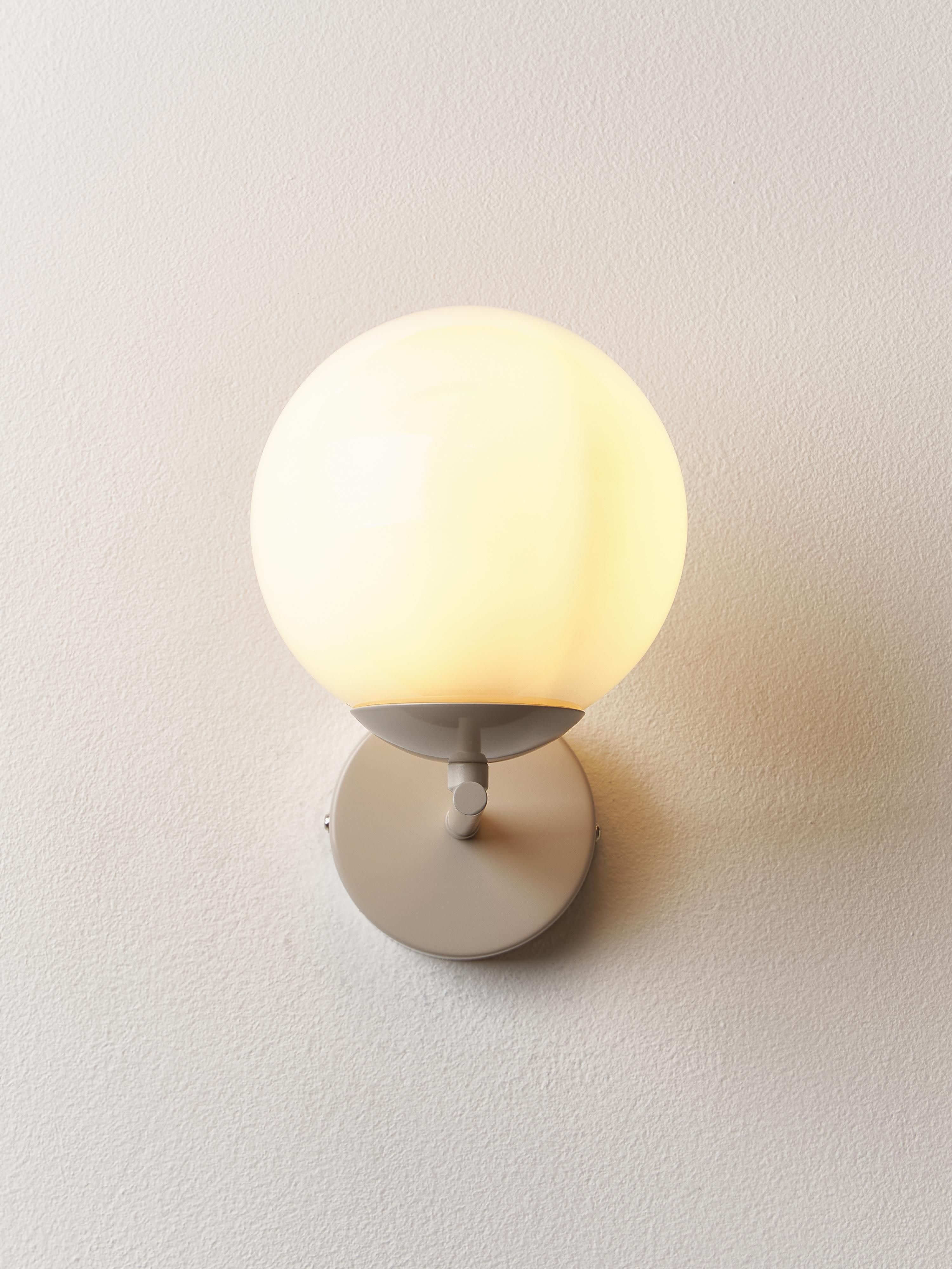 Applique murale en verre opalescent Niilo - Blanc cassé, beige clair