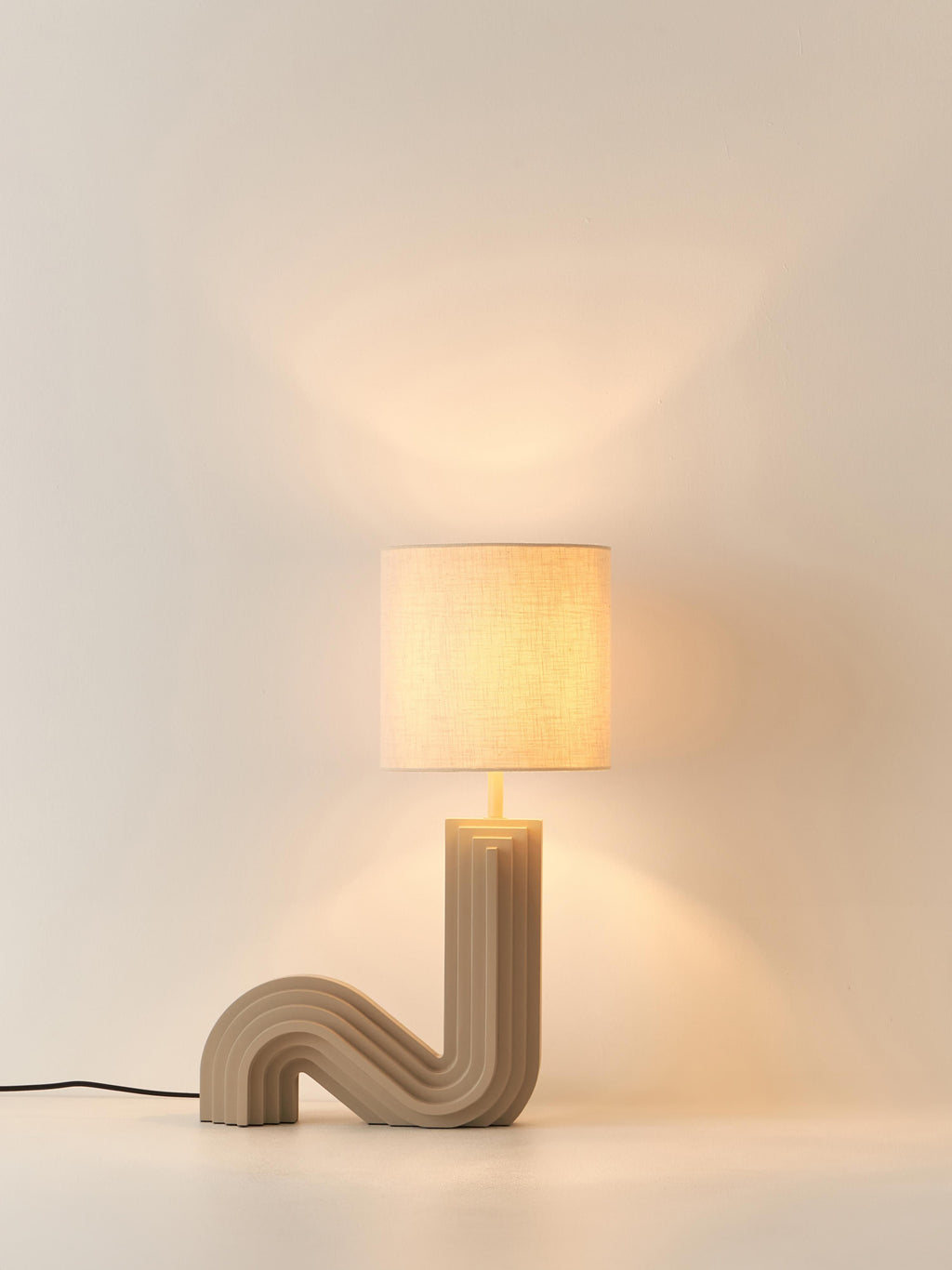 Lampe à poser design Dane - Beige, grège