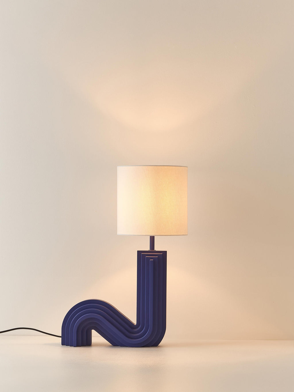 Lampe à poser design Dane - Gris clair, bleu foncé