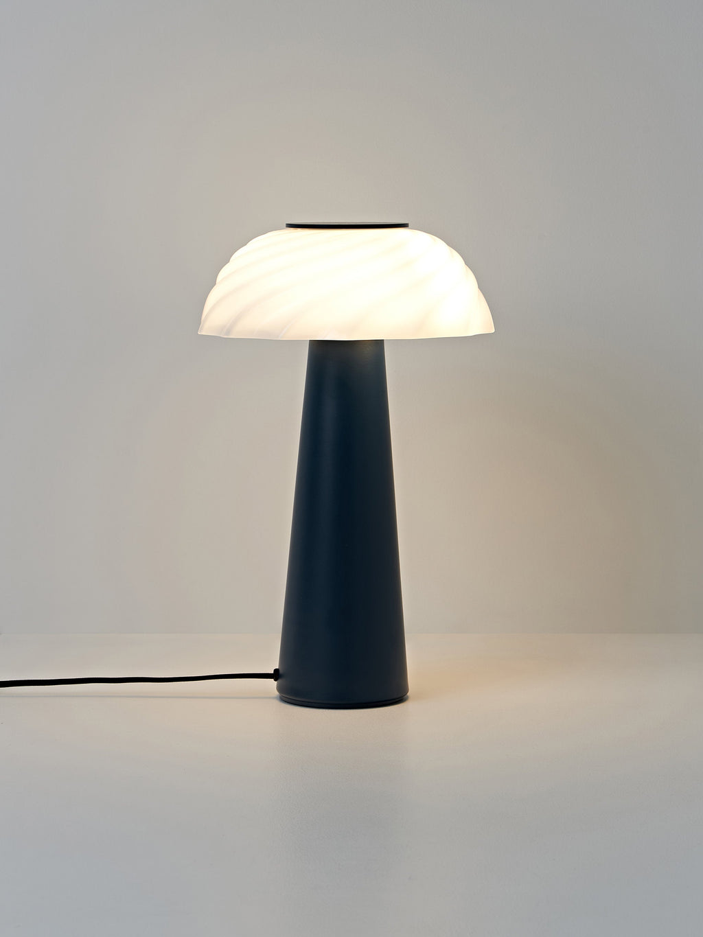 Lampe à poser Paal - Bleu foncé