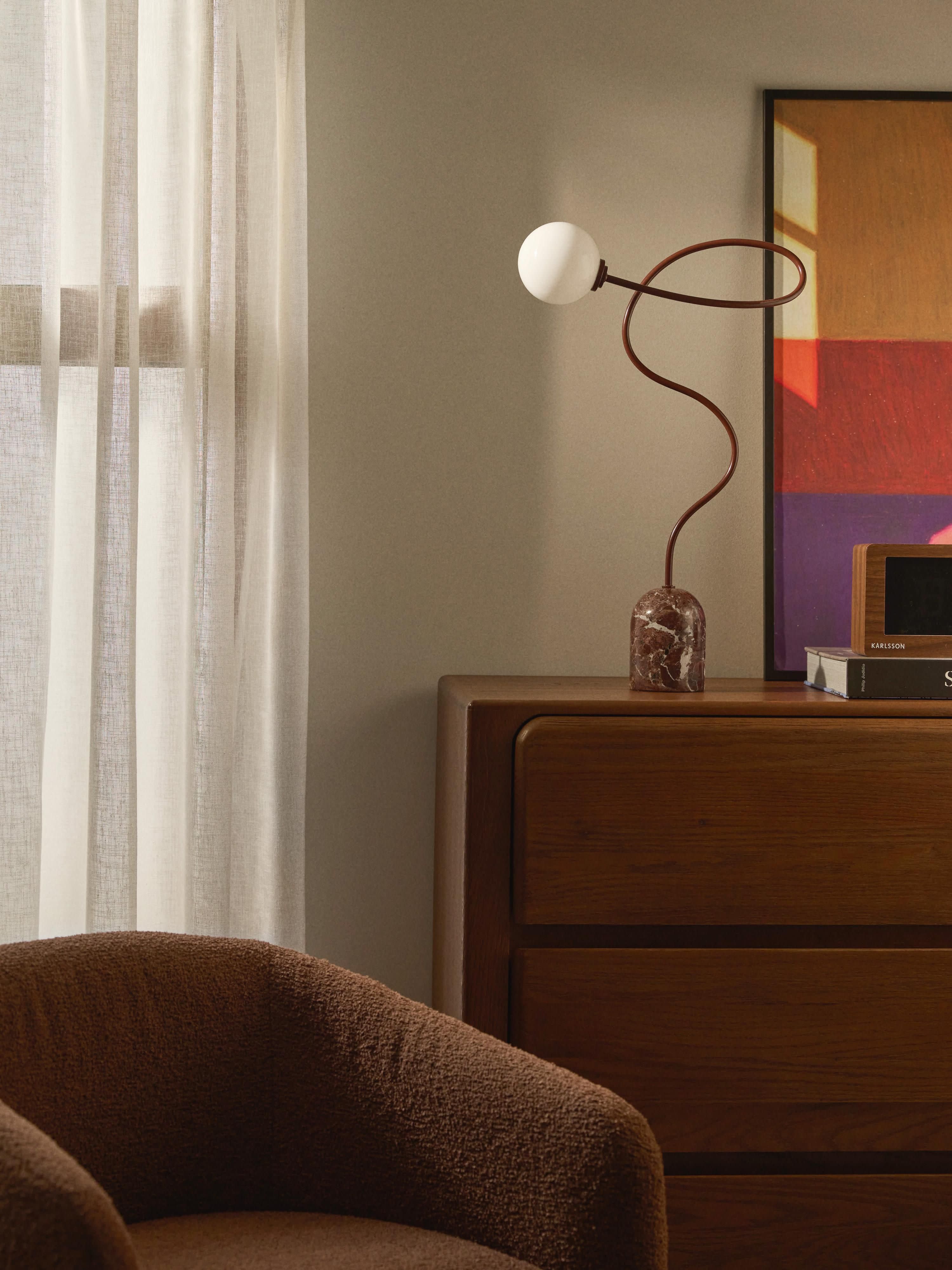 Lampe à poser avec pied en marbre Akseli - Lie de vin, marbré