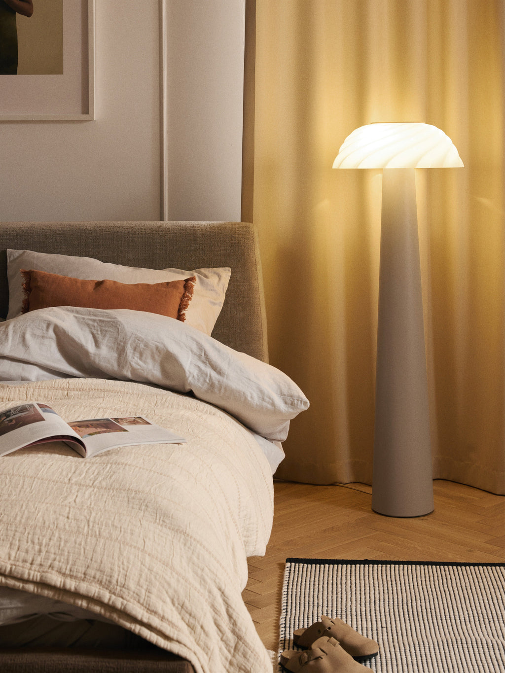 Petit lampadaire Paal - Beige clair, blanc
