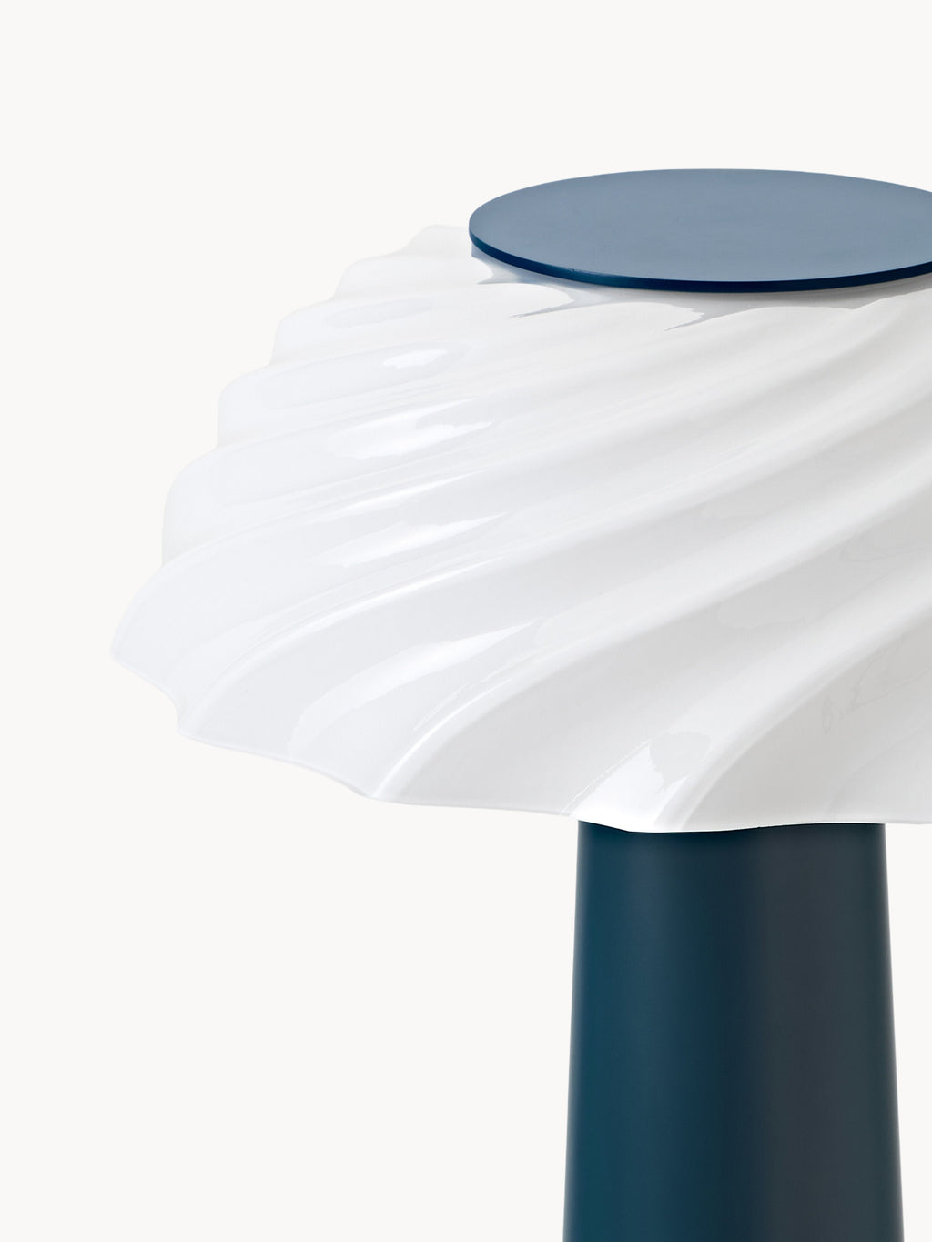 Petit lampadaire Paal - Bleu foncé, blanc