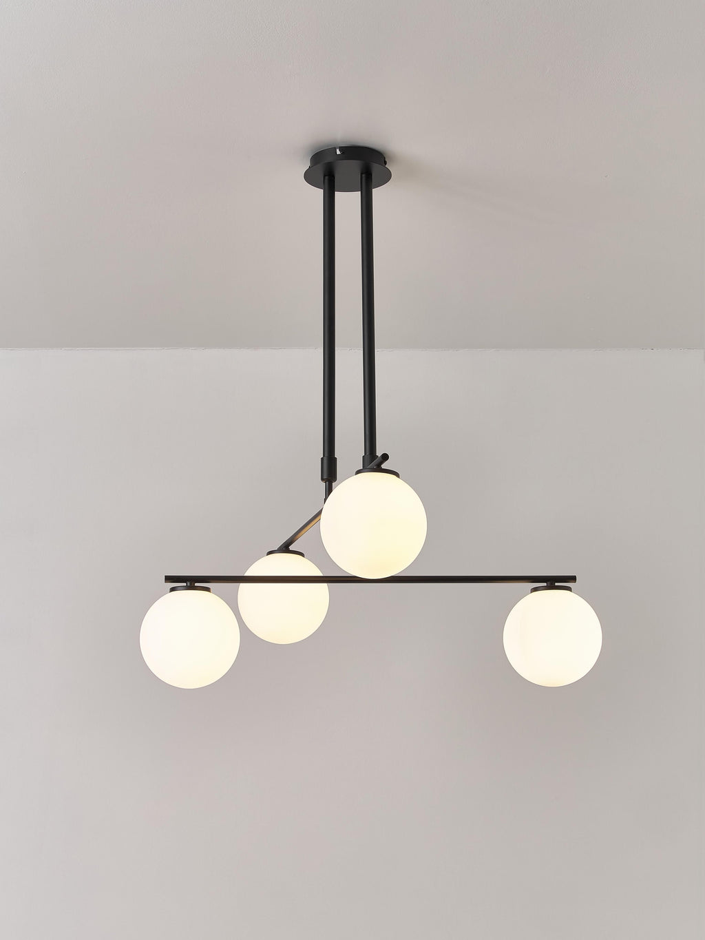 Suspension en verre opalescent Niilo - Blanc, noir