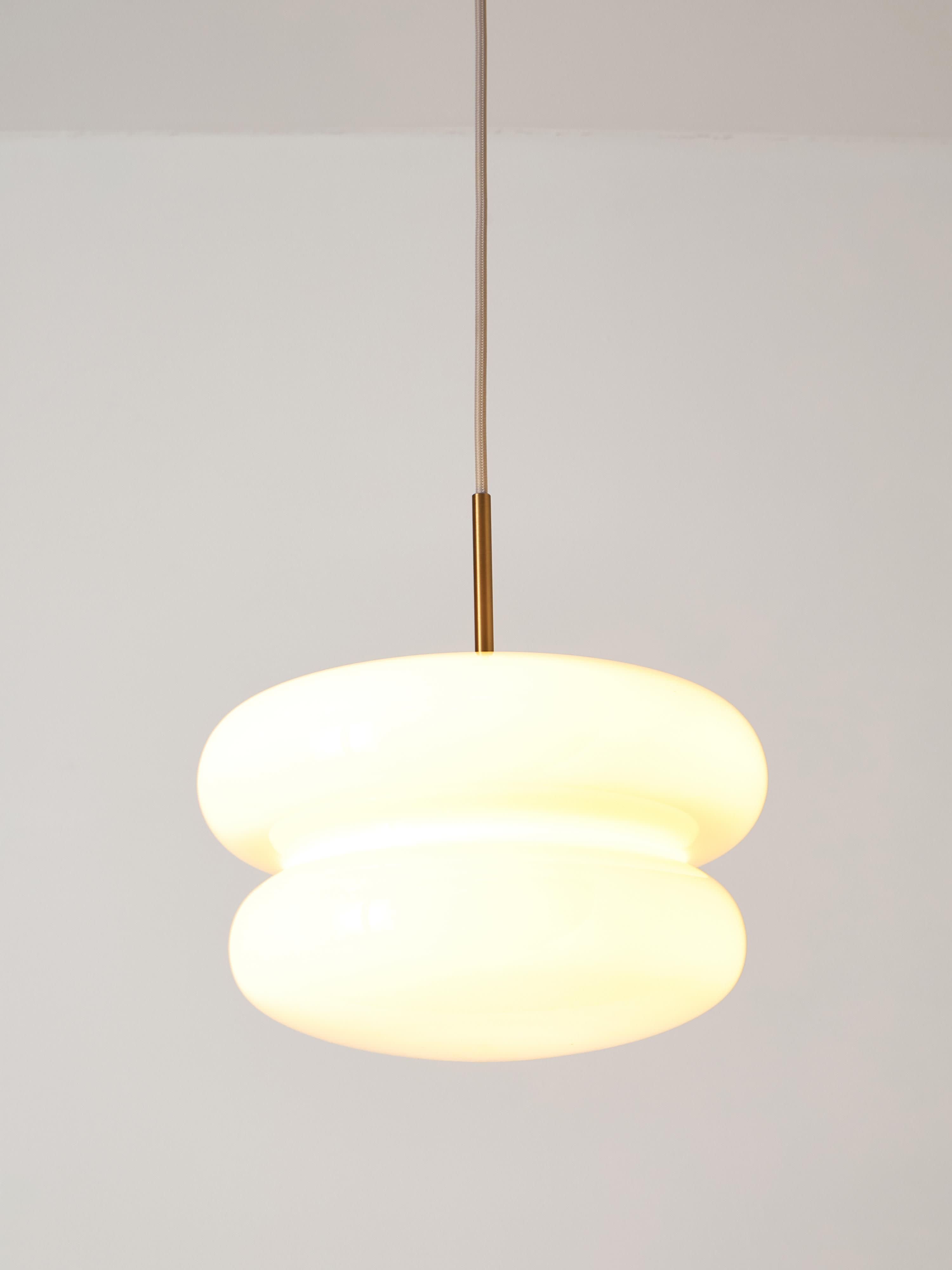 Suspension en verre opalescent Hewitt - Jaune pâle