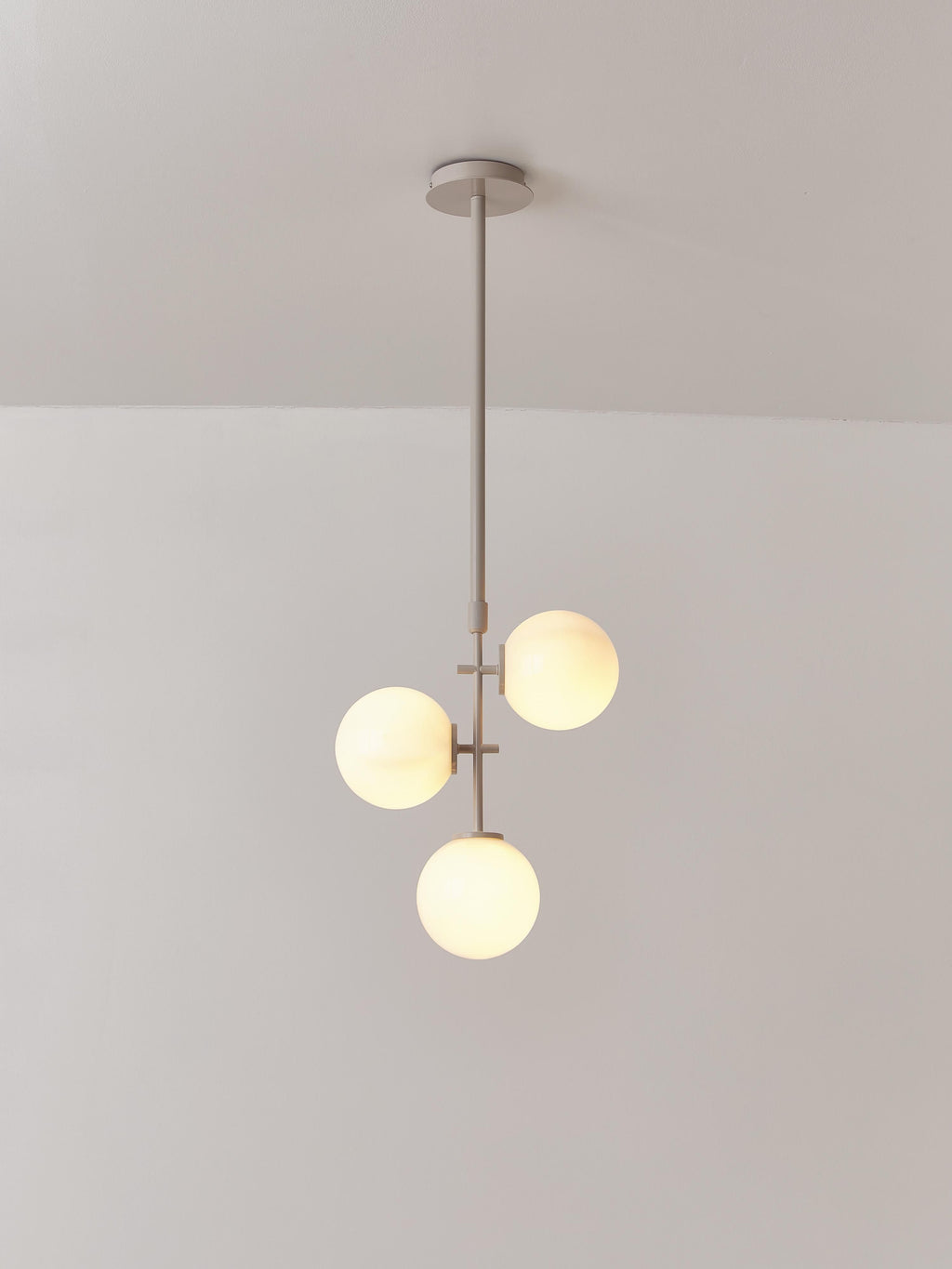 Suspension en verre opalescent Niilo - Blanc cassé, beige clair