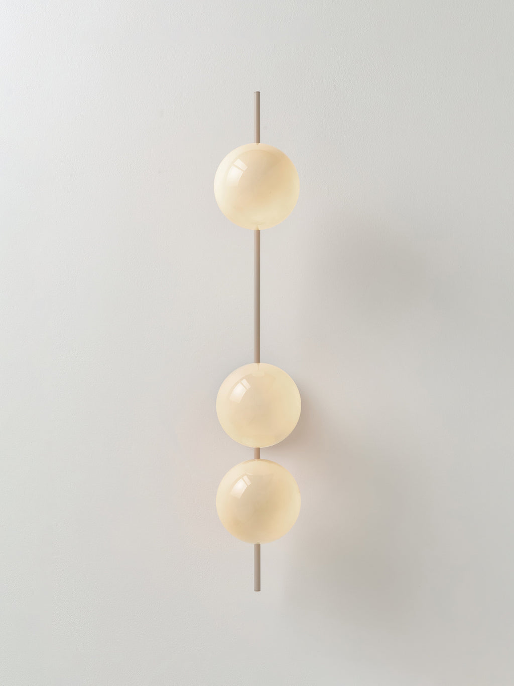 Applique murale boule en verre opalescent Niilo - Blanc cassé, beige clair