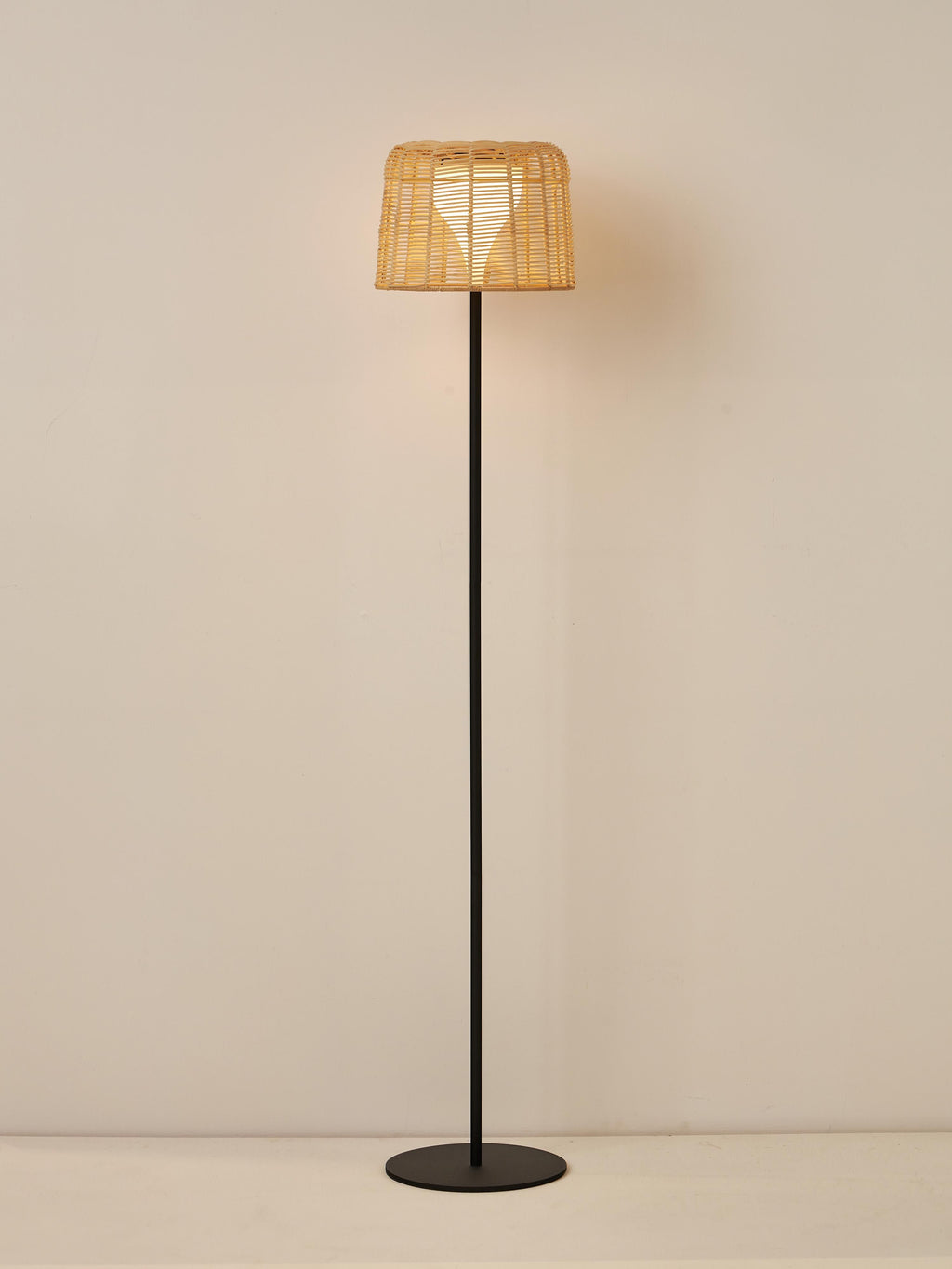 Lampadaire d'extérieur LED solaire avec capteur crépusculaire Bjarke - Beige clair, noir