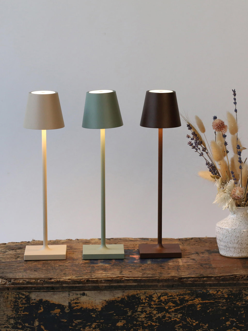 Lampe à poser LED mobile Athos, intensité ajustable - Beige clair, mat