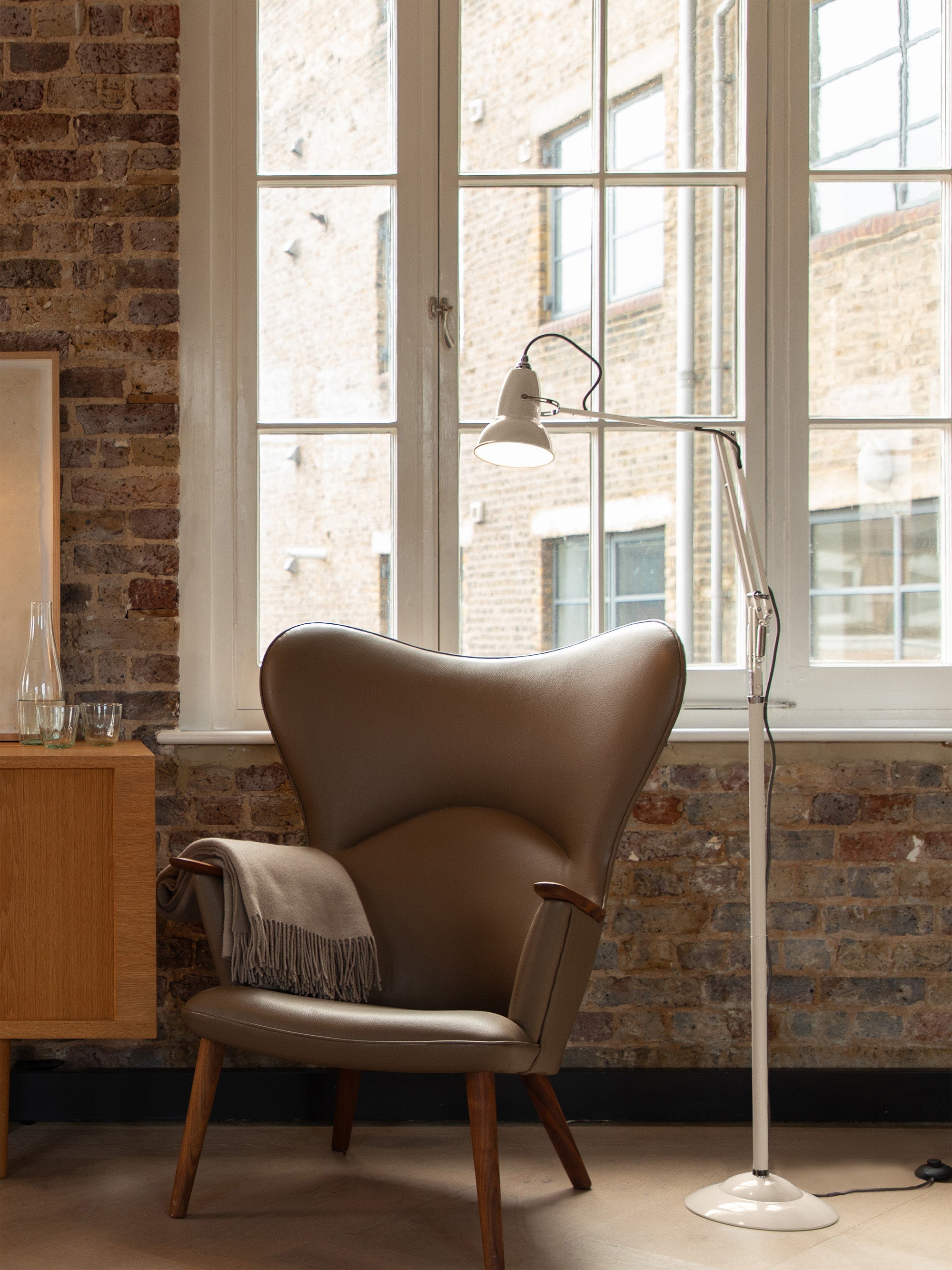 Petite liseuse LED Seff - Blanc cassé