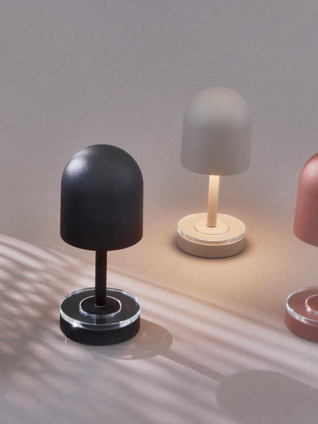 Lampe à poser LED d'extérieur Jussi, intensité ajustable - Beige